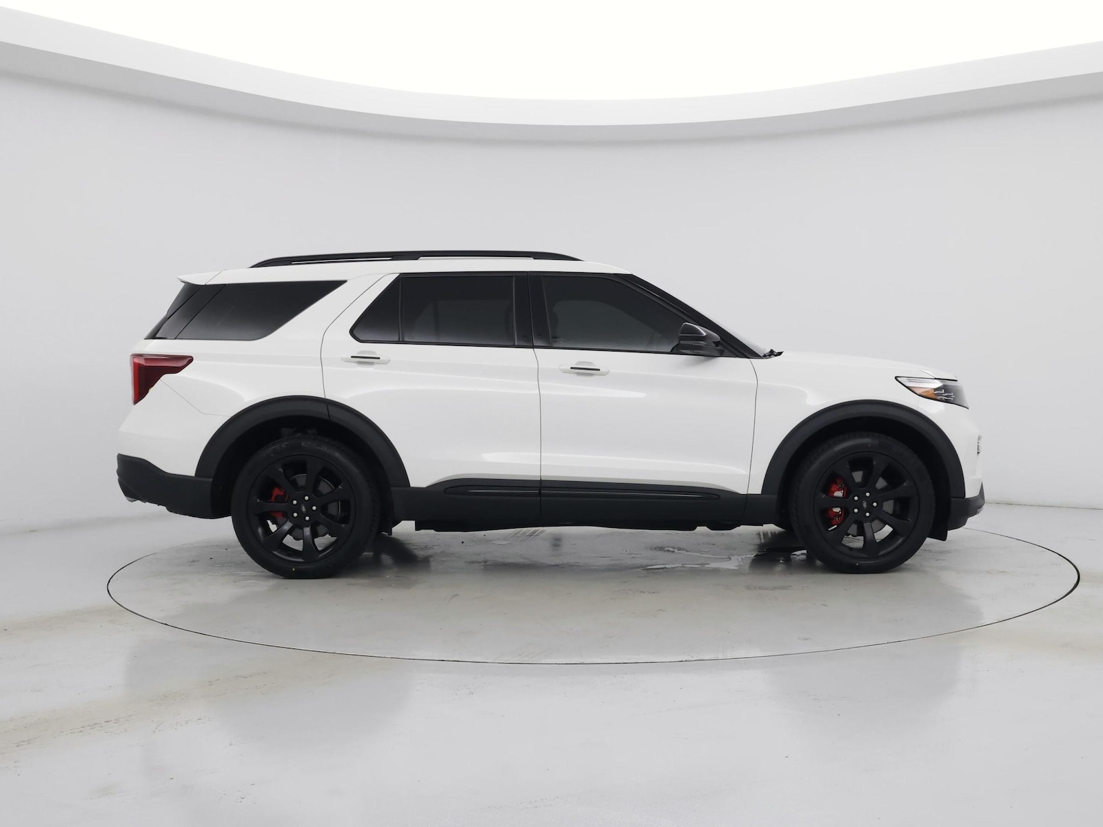 2022 Ford Explorer ST - Photo 8