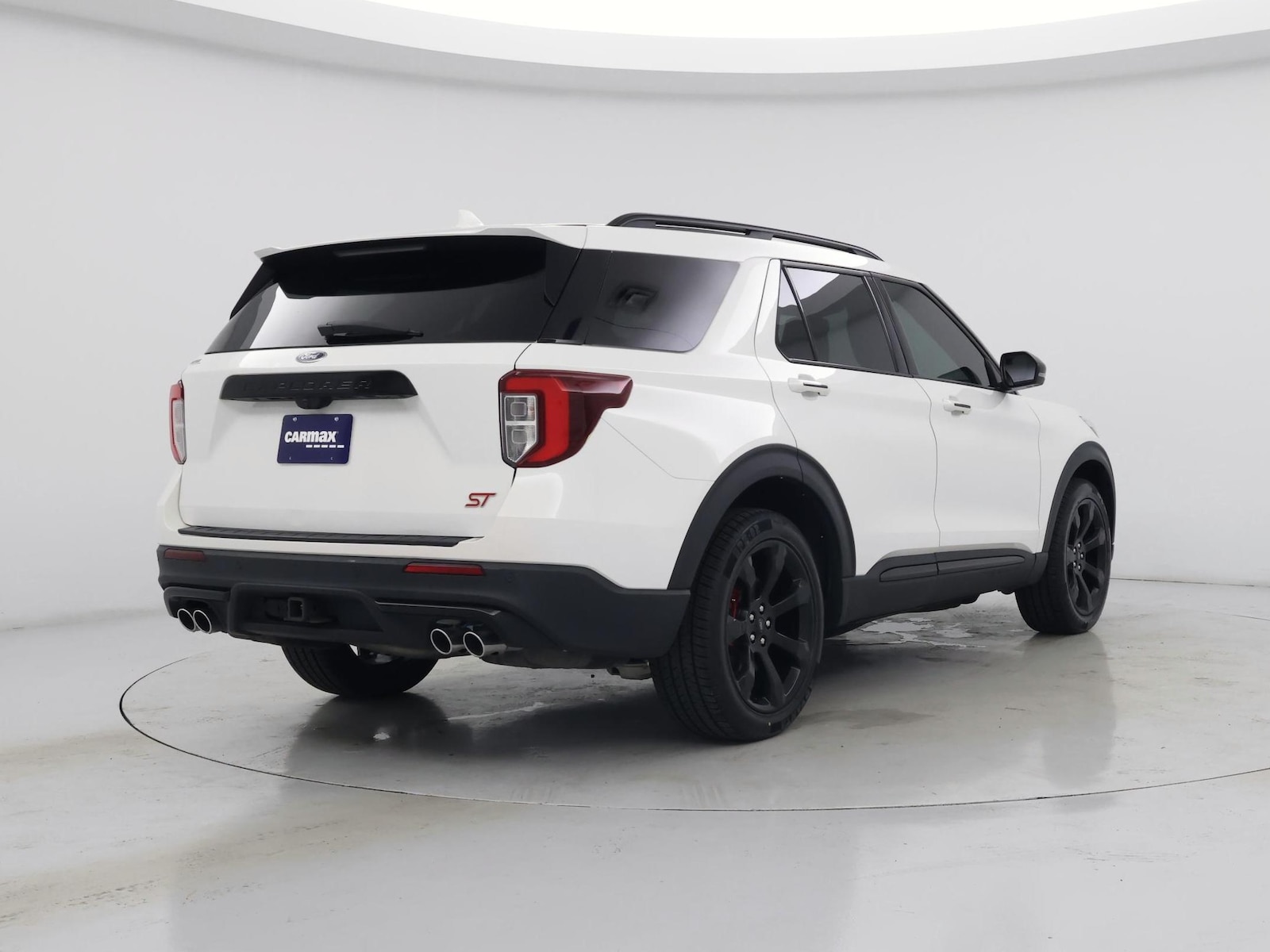 2022 Ford Explorer ST - Photo 9