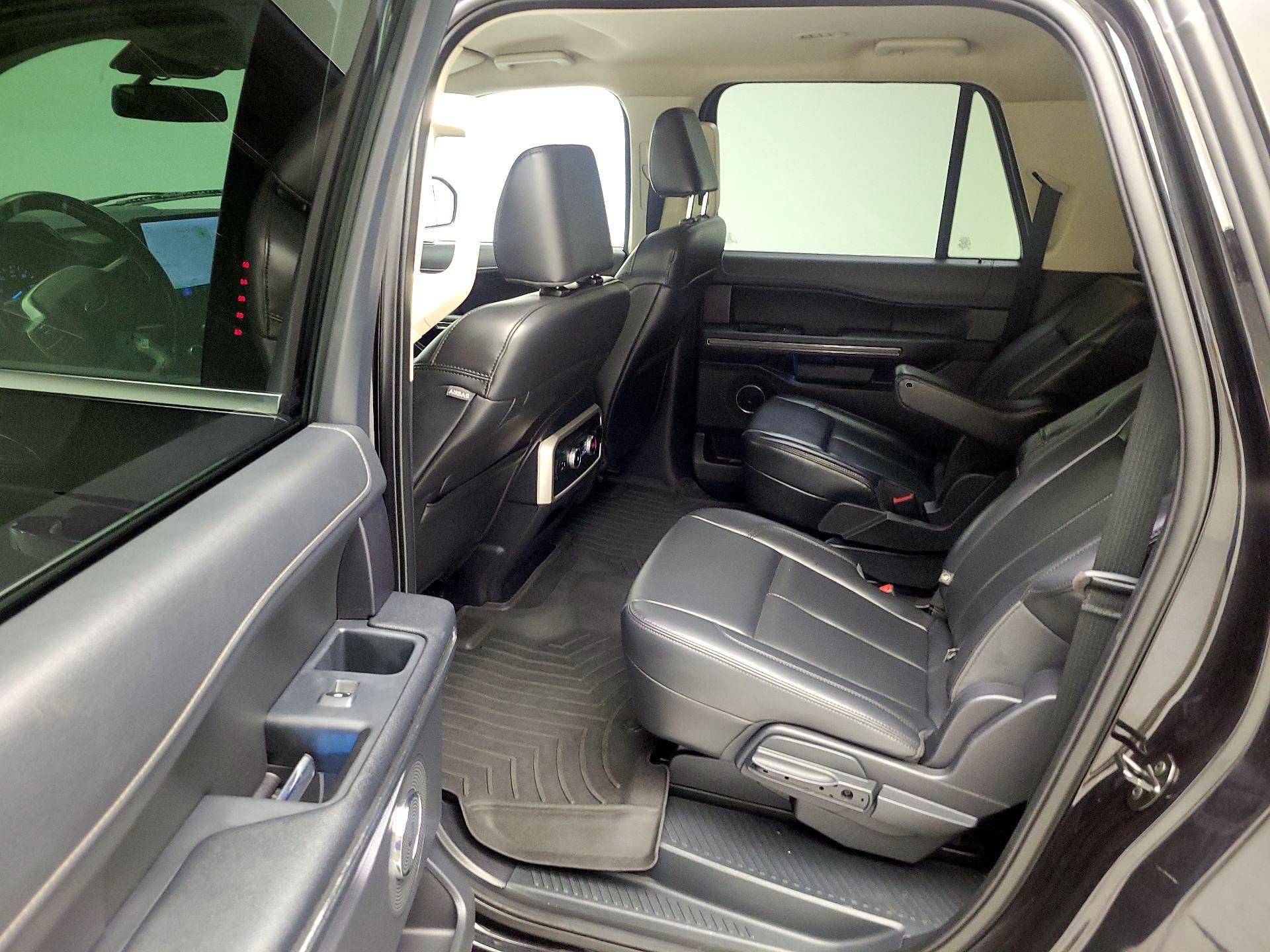 Thumbnail: 2022 Ford Expedition MAX - 20