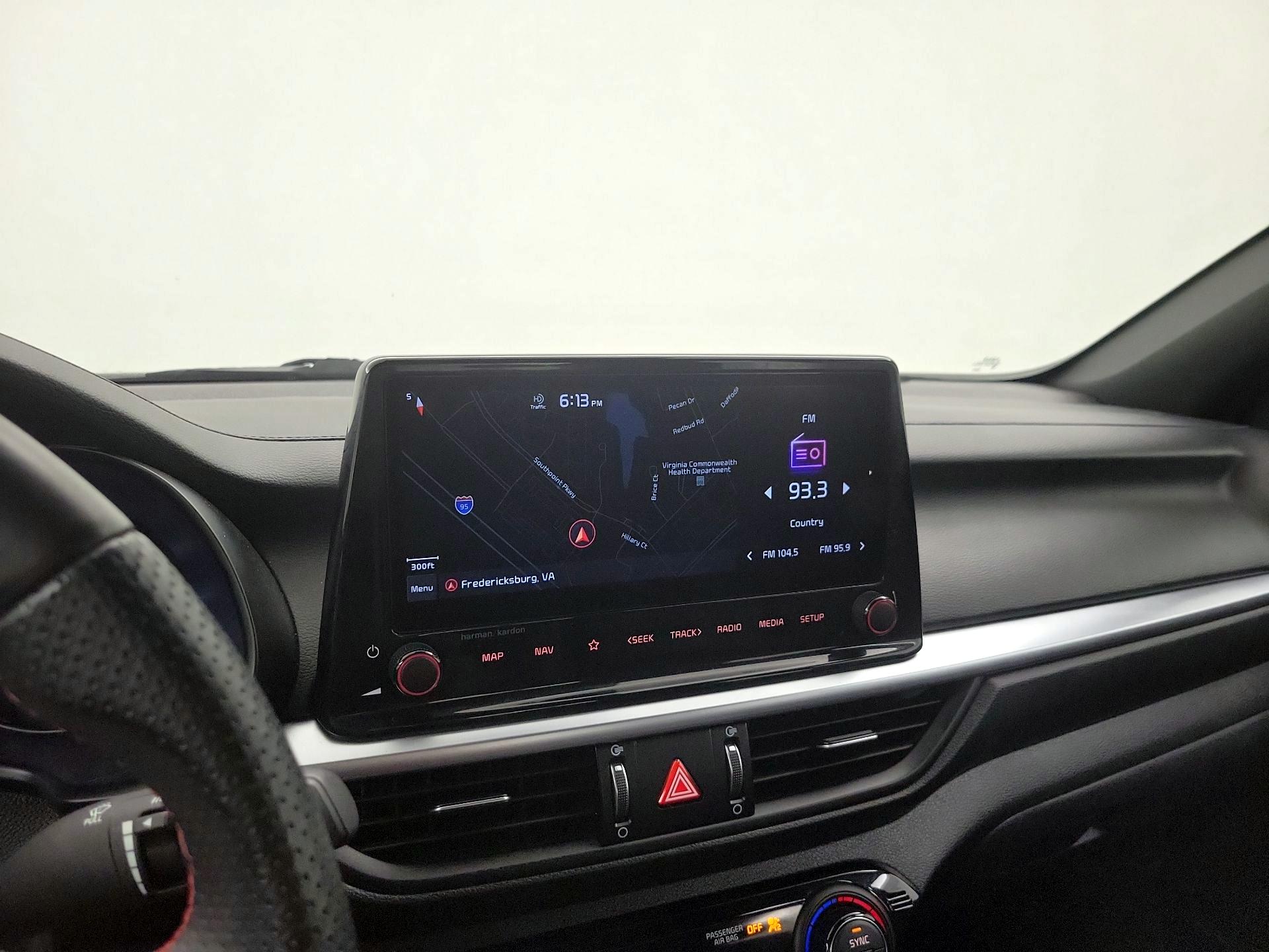Thumbnail: 2022 Kia Forte - 14