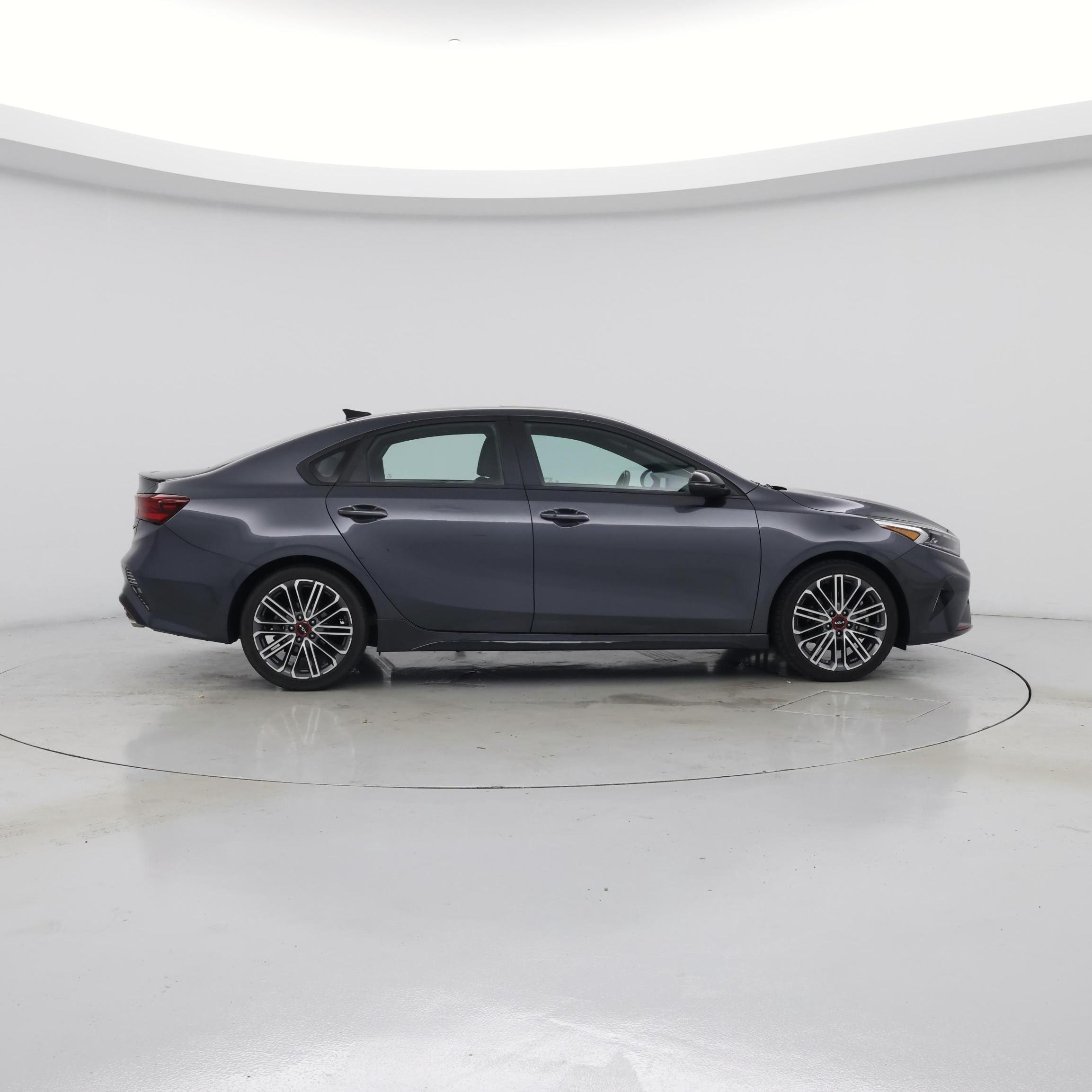 Thumbnail: 2022 Kia Forte - 7