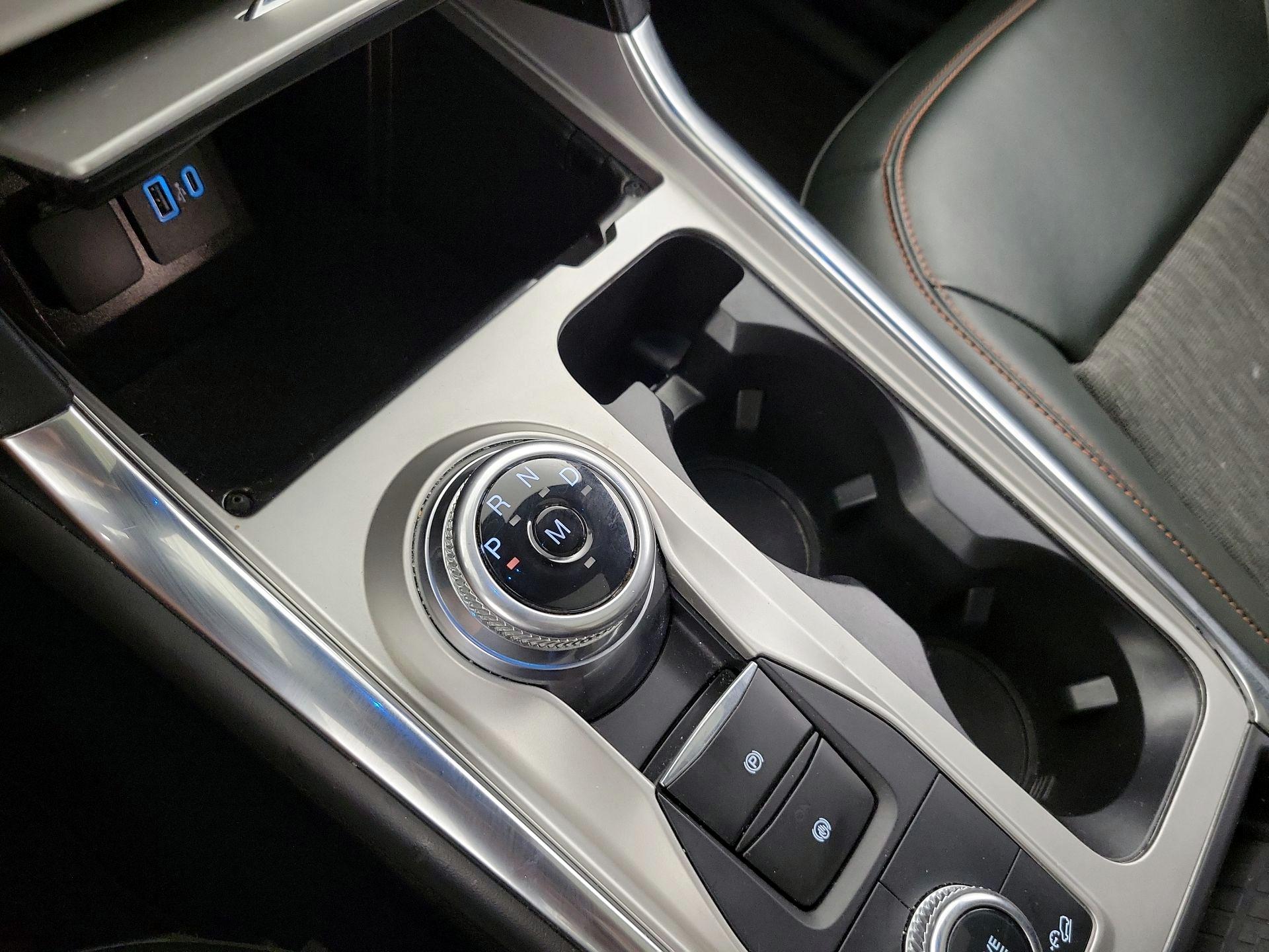 Thumbnail: 2022 Ford Explorer - 18