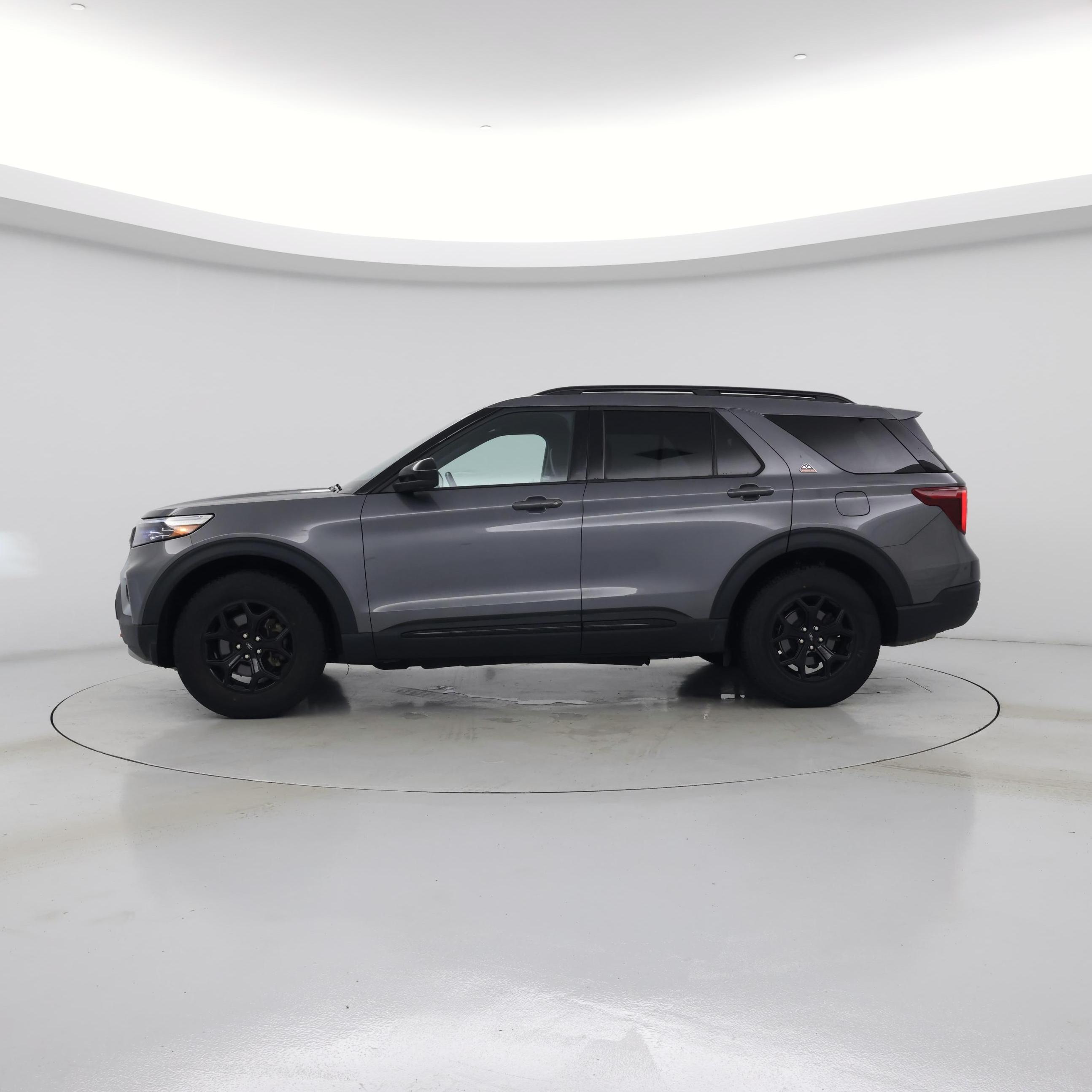 Thumbnail: 2022 Ford Explorer - 3