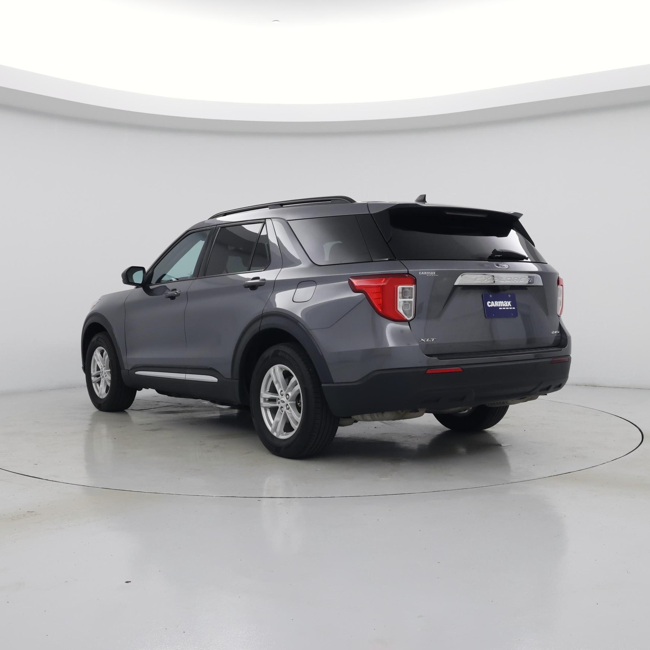 Thumbnail: 2022 Ford Explorer - 2