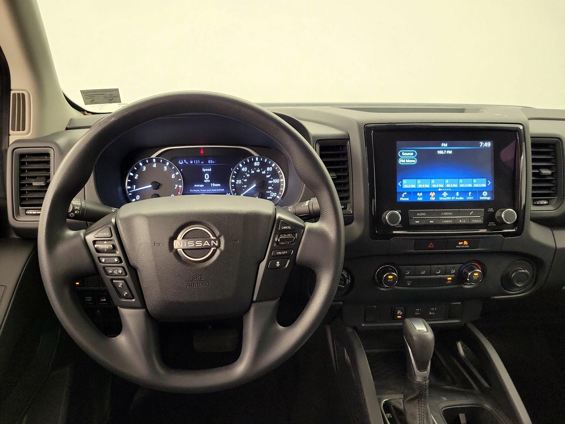 Thumbnail: 2022 Nissan Frontier - 10