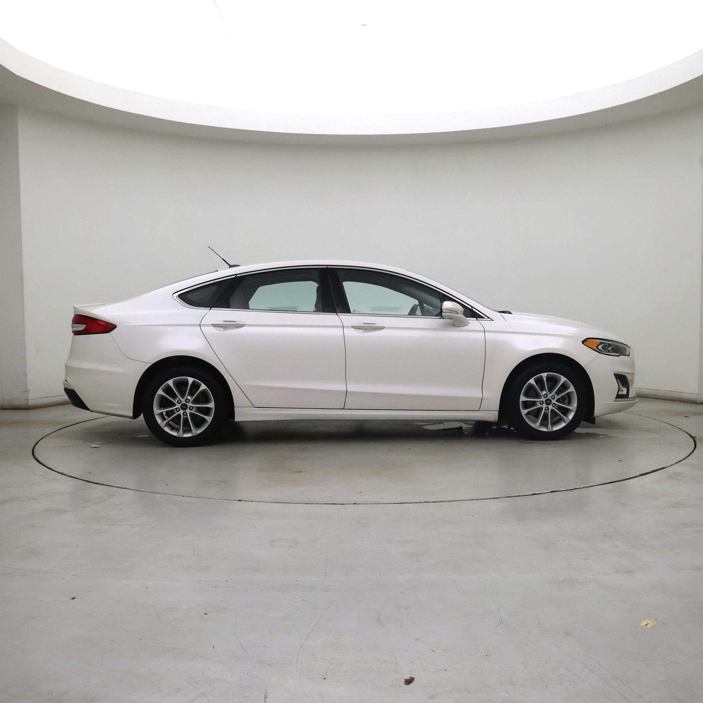 Thumbnail: 2020 Ford Fusion - 7