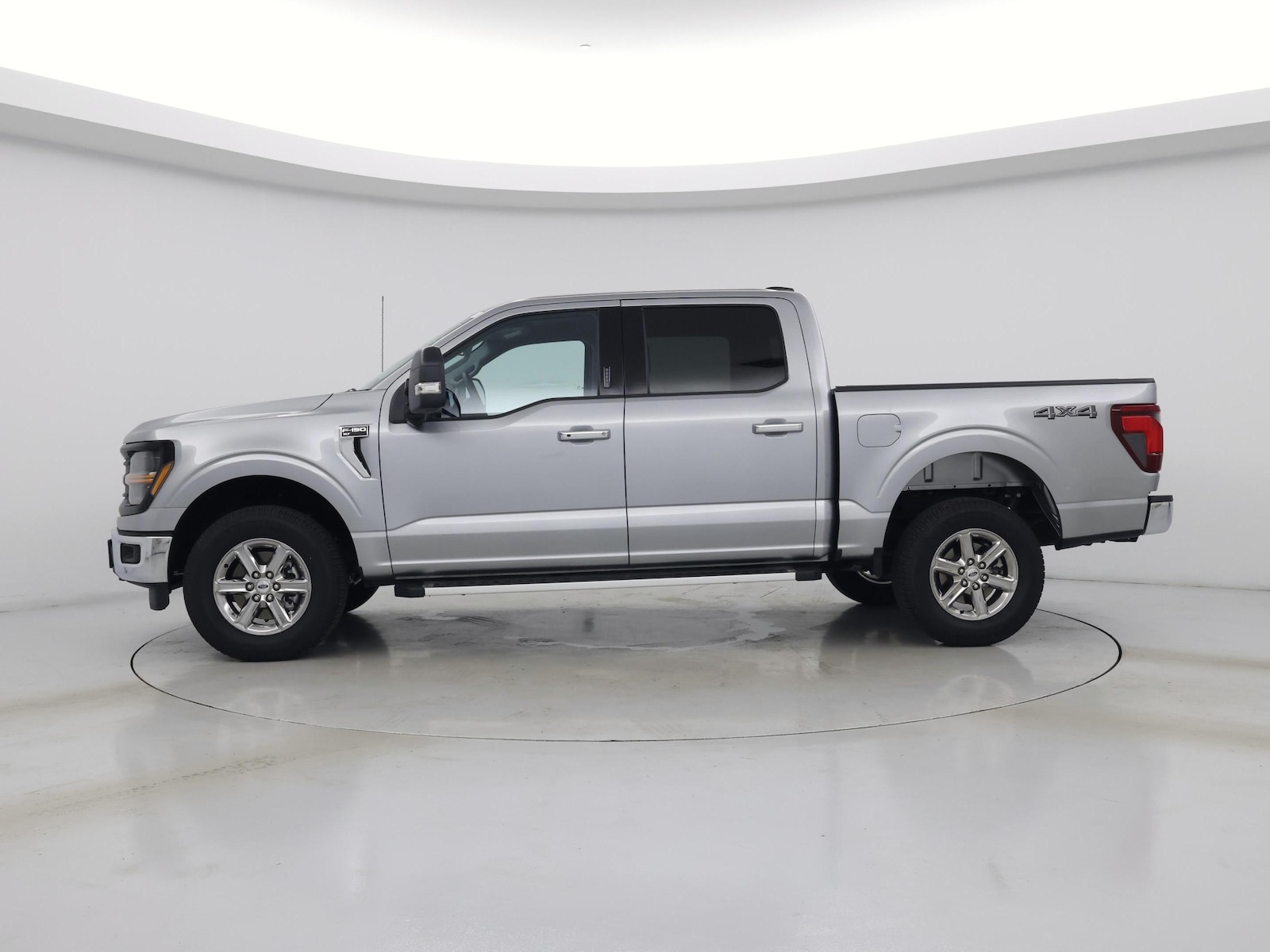 2024 Ford F-150 XLT - Photo 4