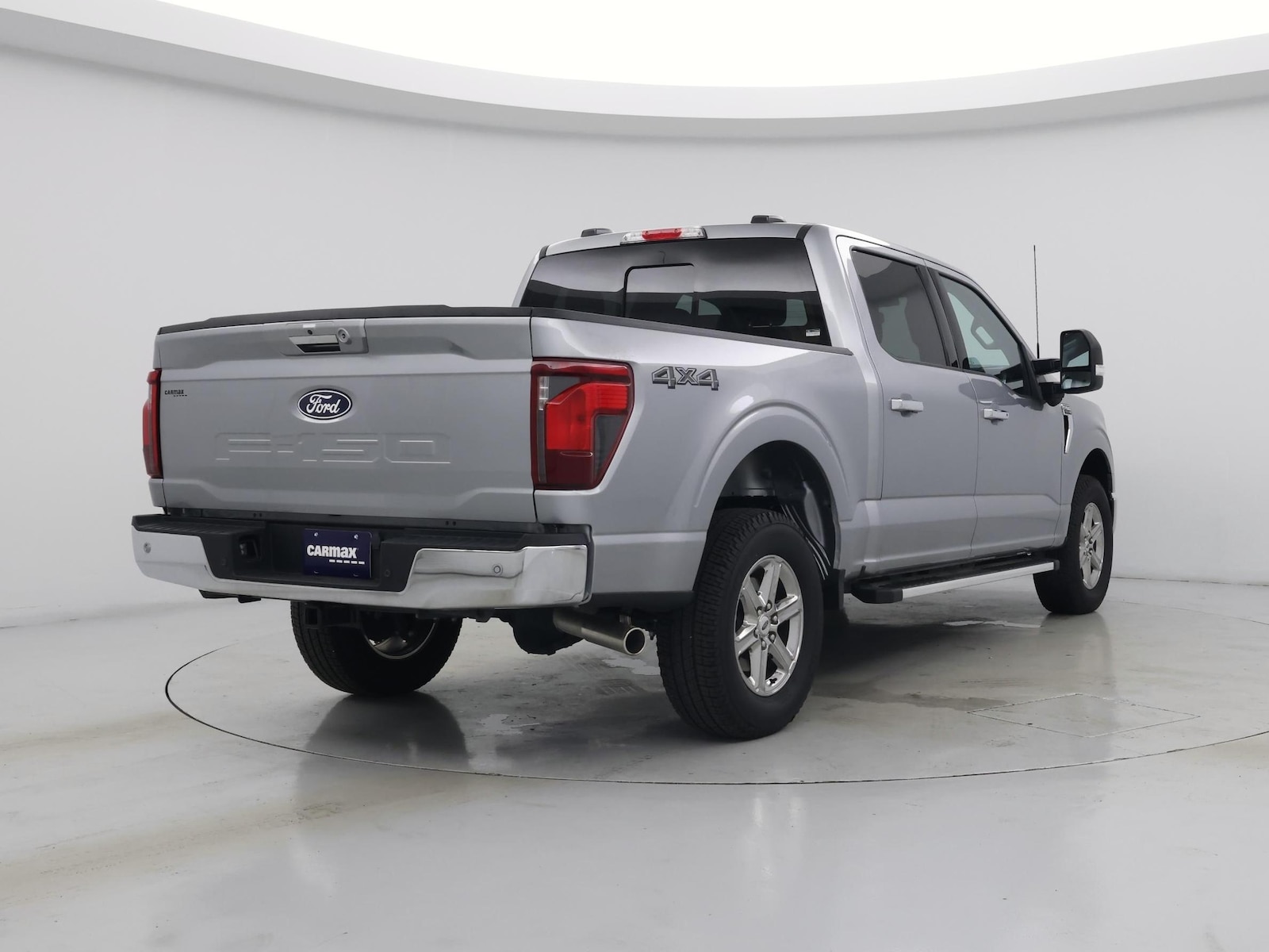 2024 Ford F-150 XLT - Photo 9