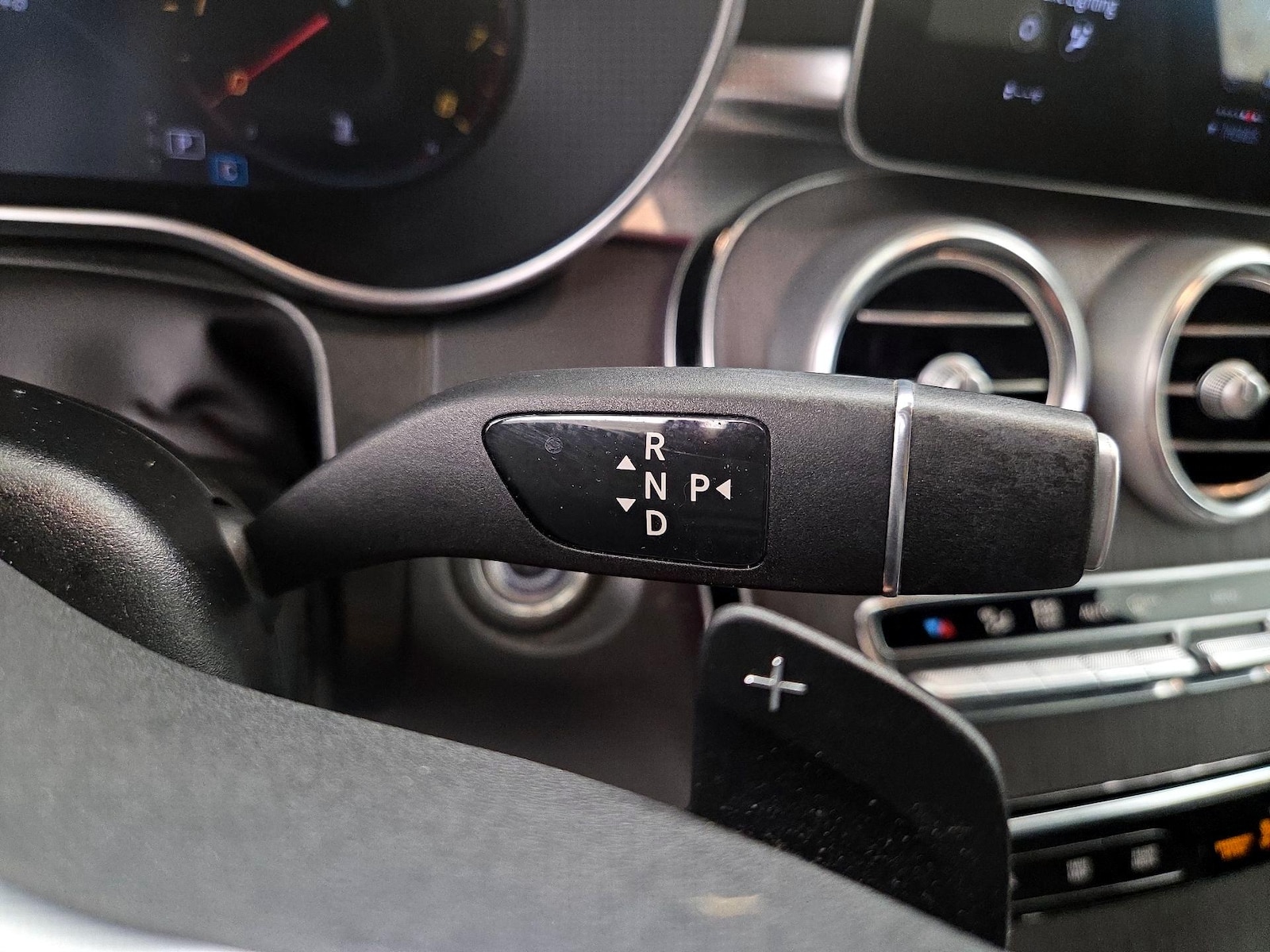2022 Mercedes-Benz GLC GLC300 - Photo 19