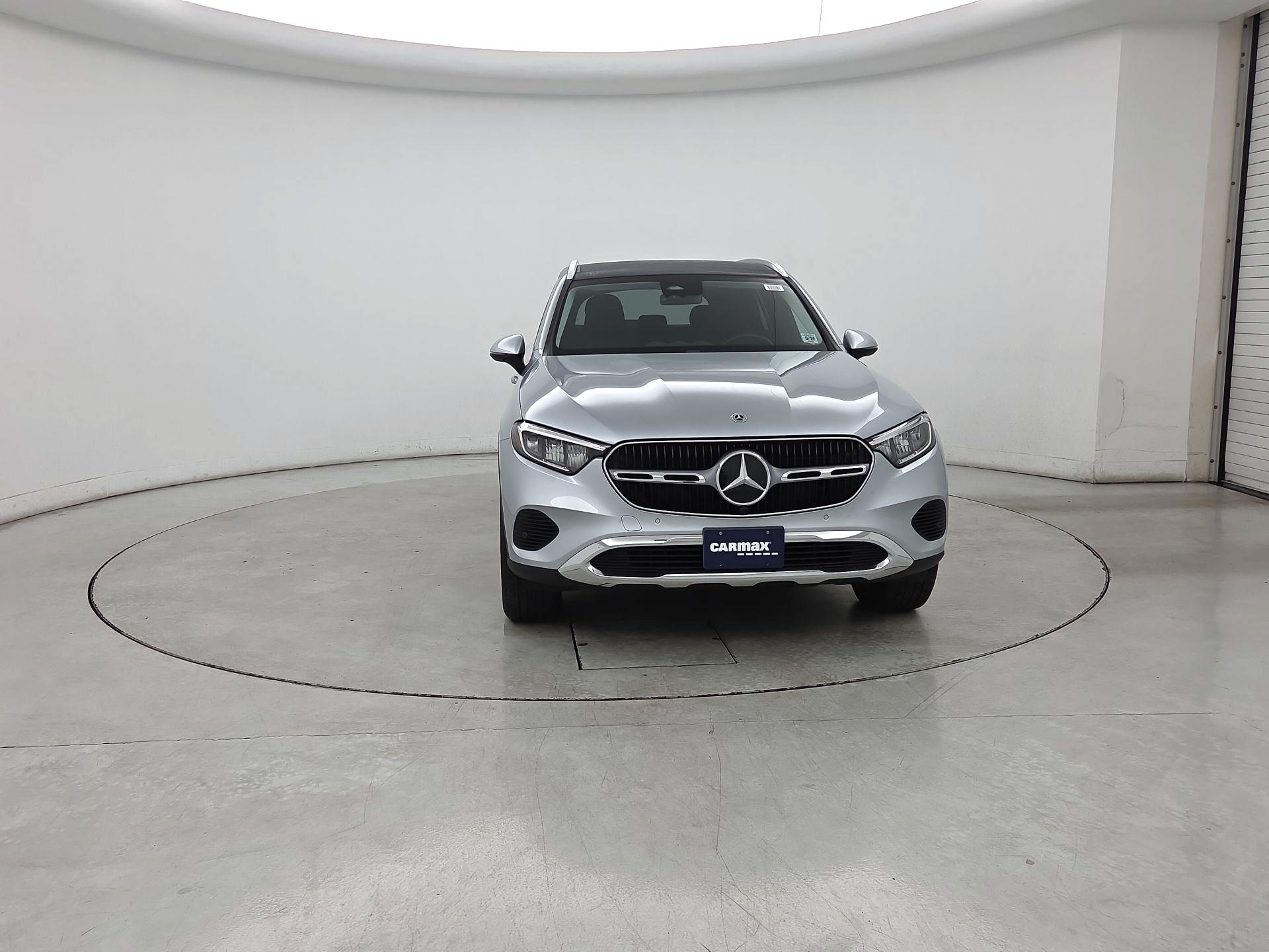 Thumbnail: 2023 Mercedes-Benz GLC - 2