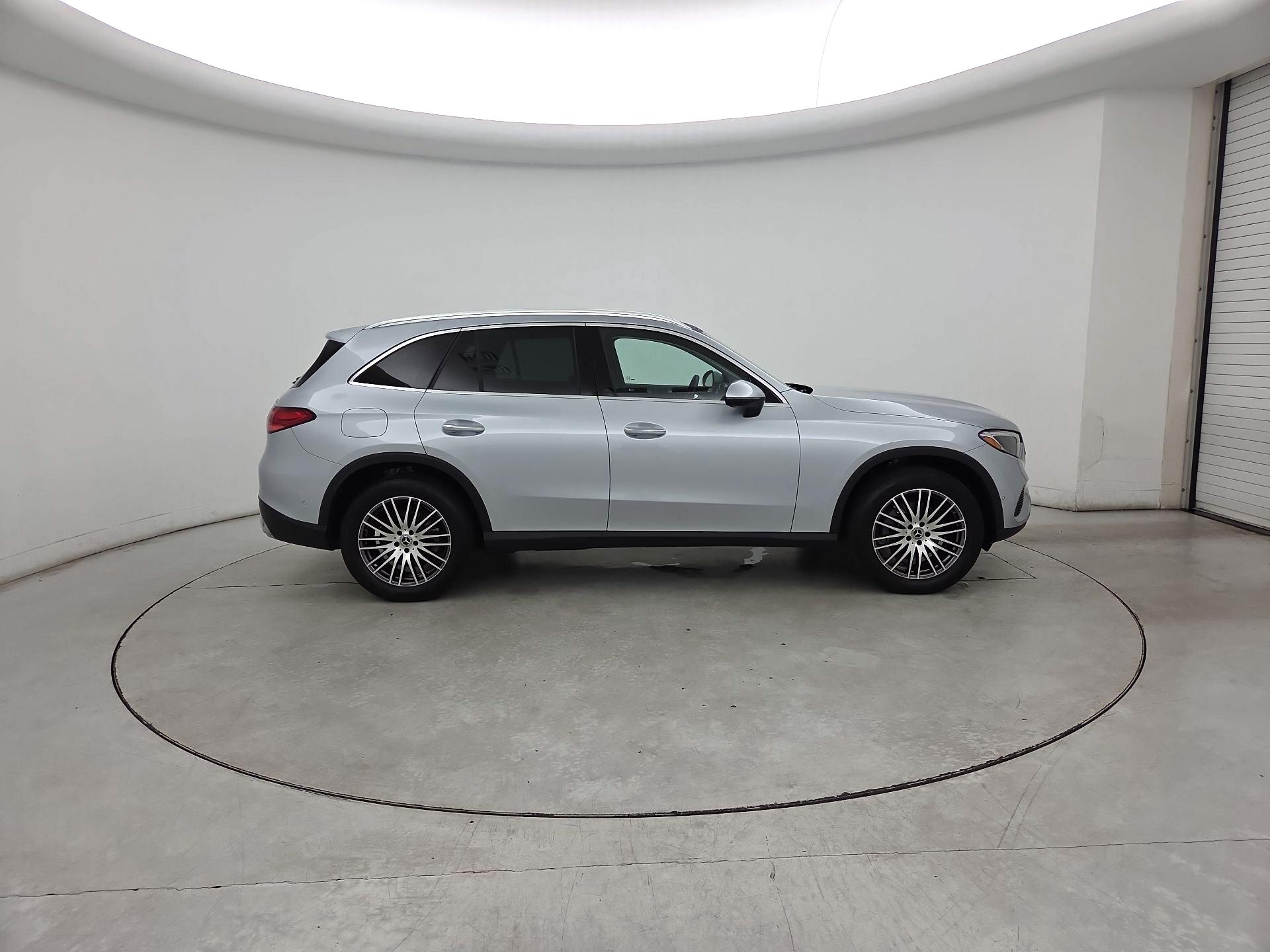Thumbnail: 2023 Mercedes-Benz GLC - 4