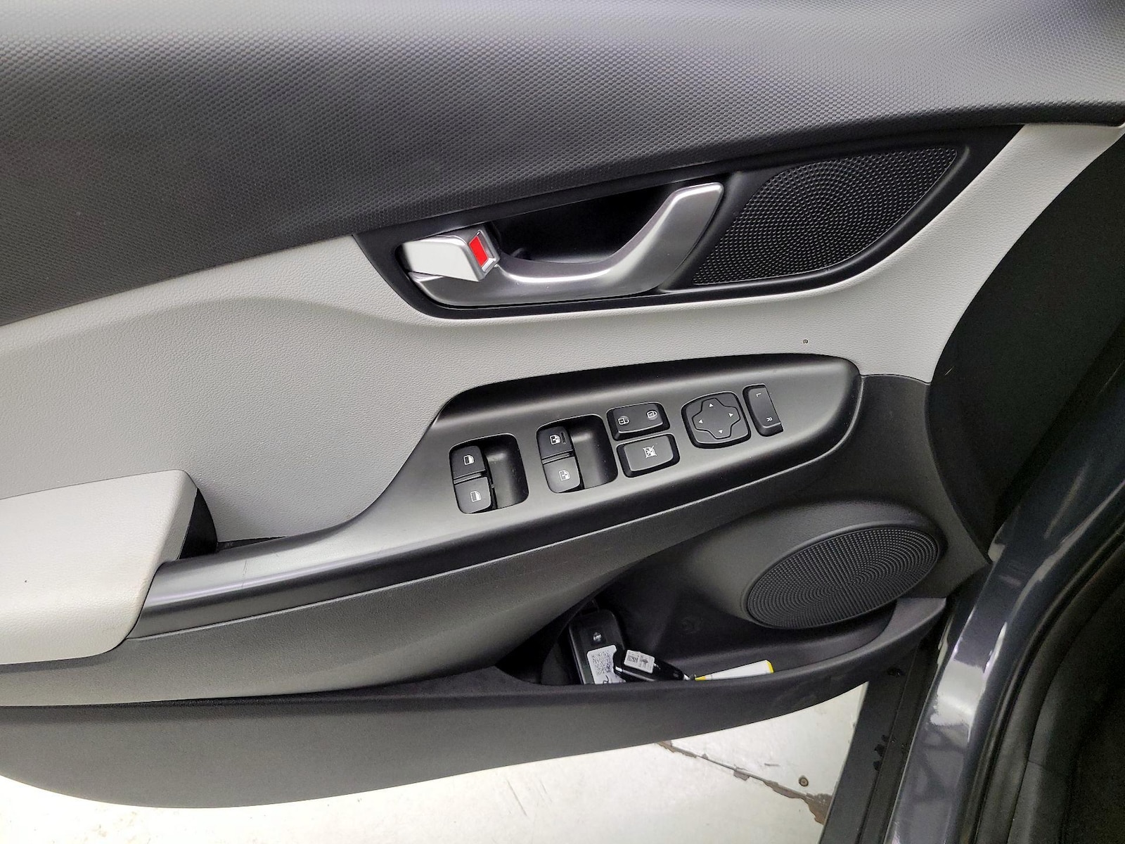 2023 Hyundai Kona SEL - Photo 13