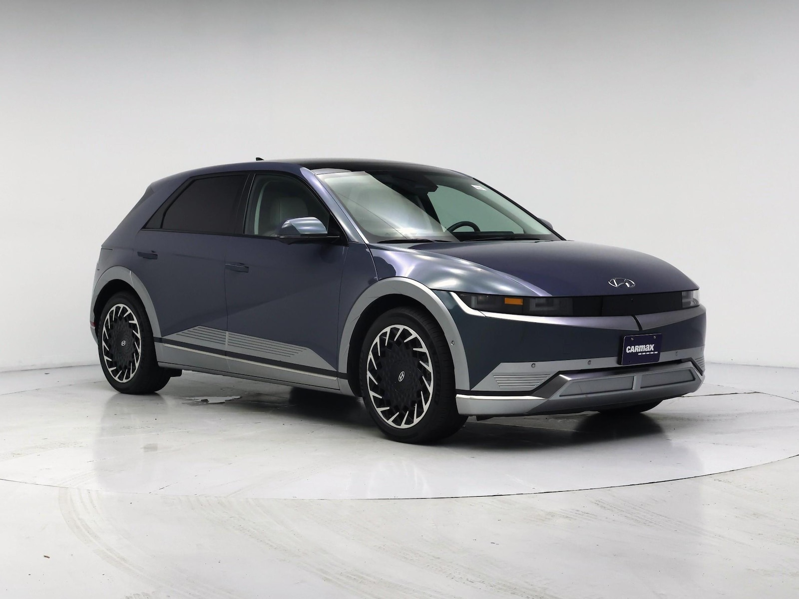 2024 Hyundai IONIQ 5 Limited - Photo 2