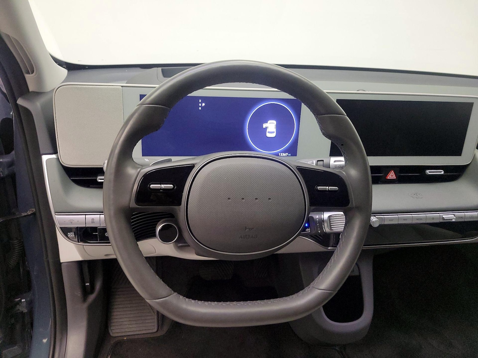 2024 Hyundai IONIQ 5 Limited - Photo 11