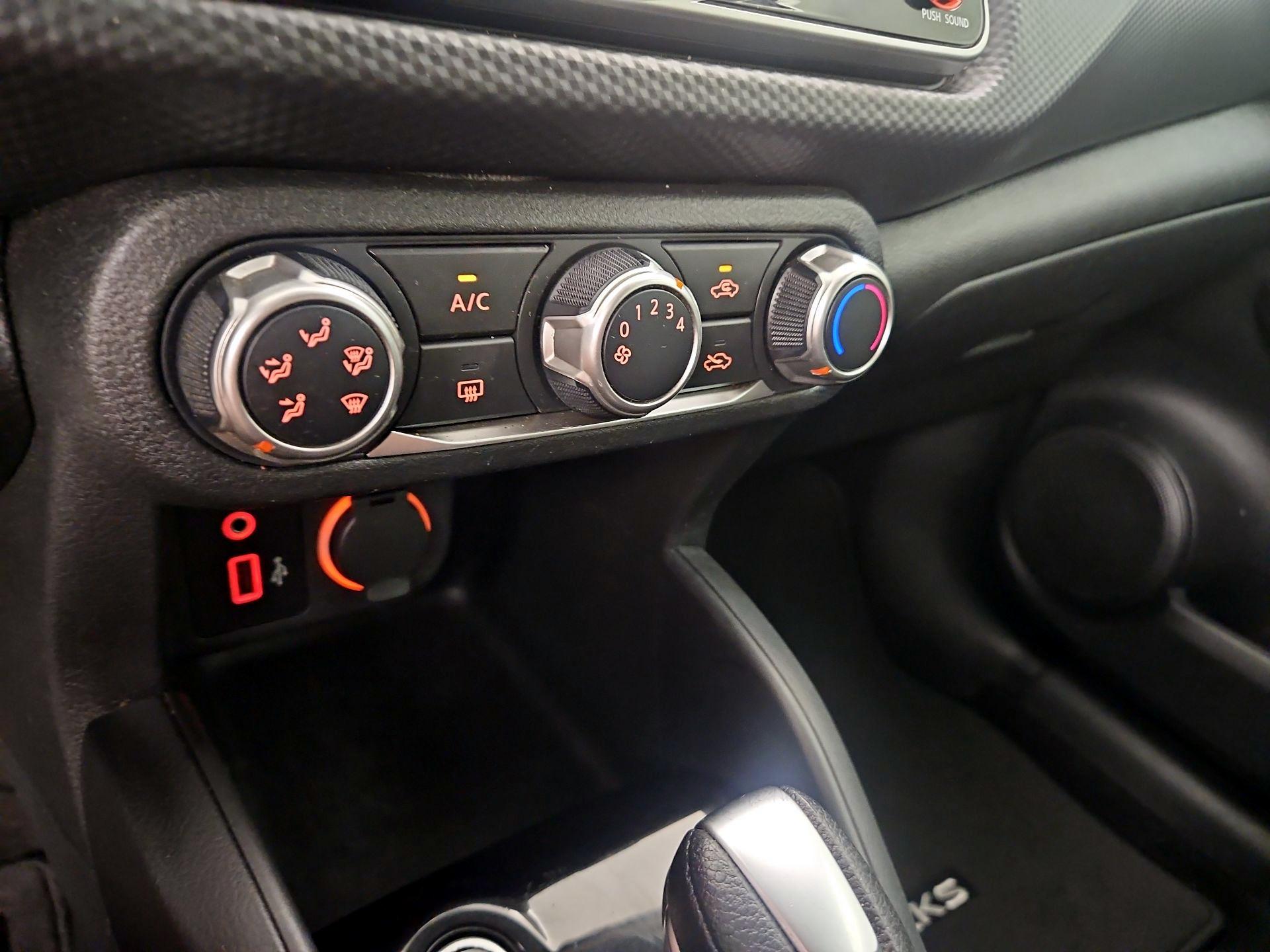 Thumbnail: 2021 Nissan Kicks - 15