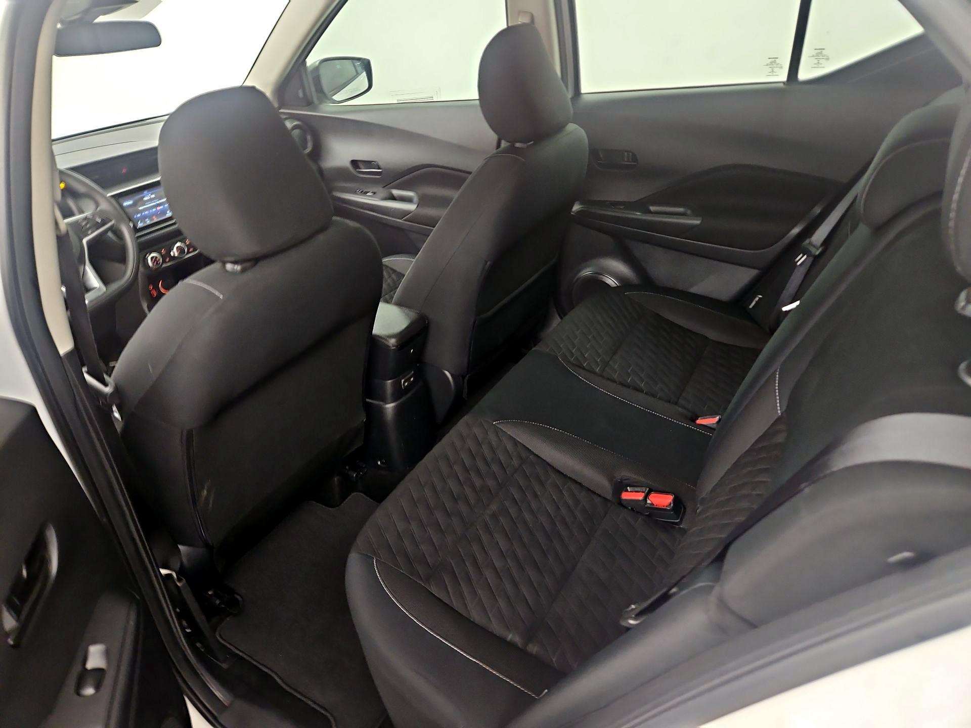 Thumbnail: 2021 Nissan Kicks - 18
