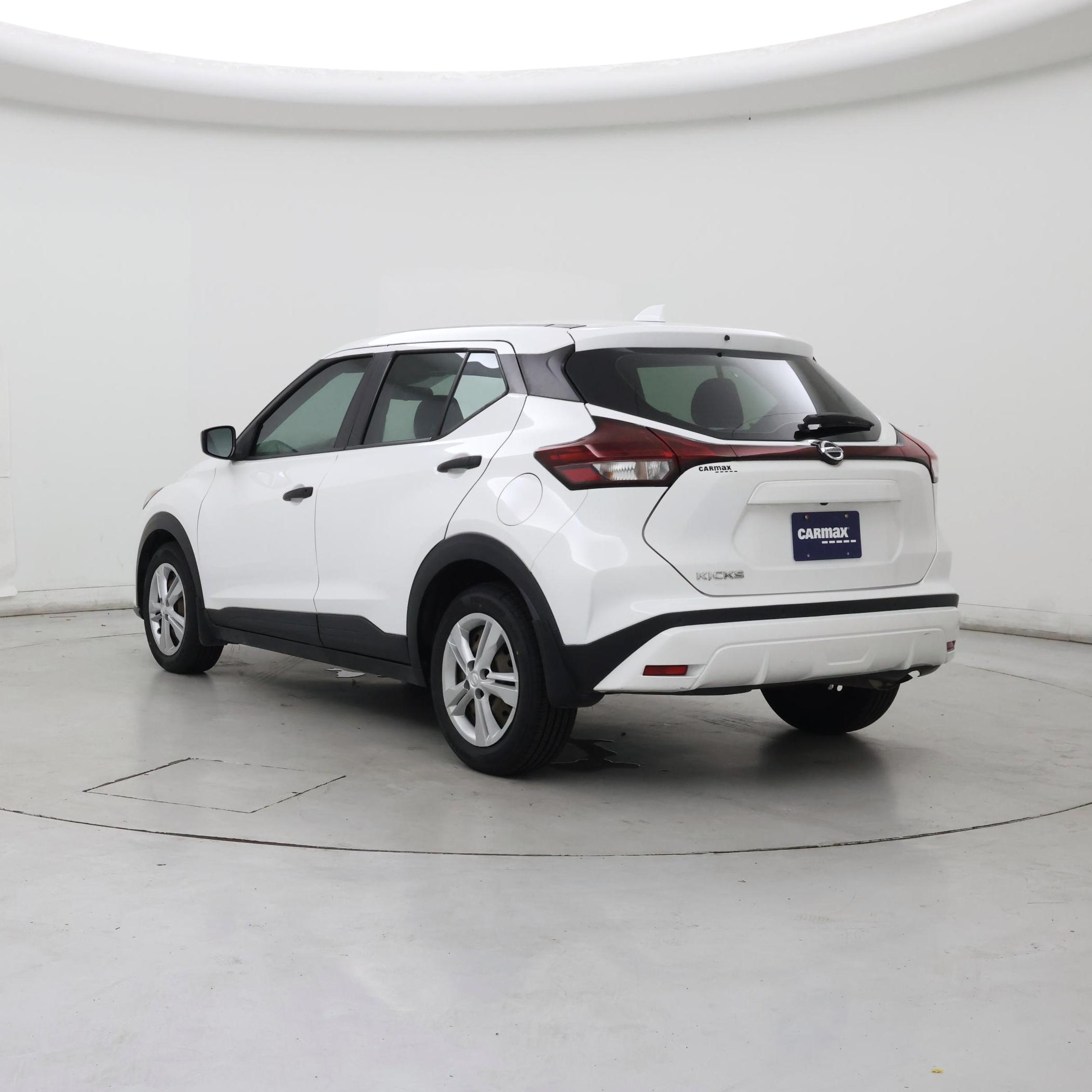 Thumbnail: 2021 Nissan Kicks - 2