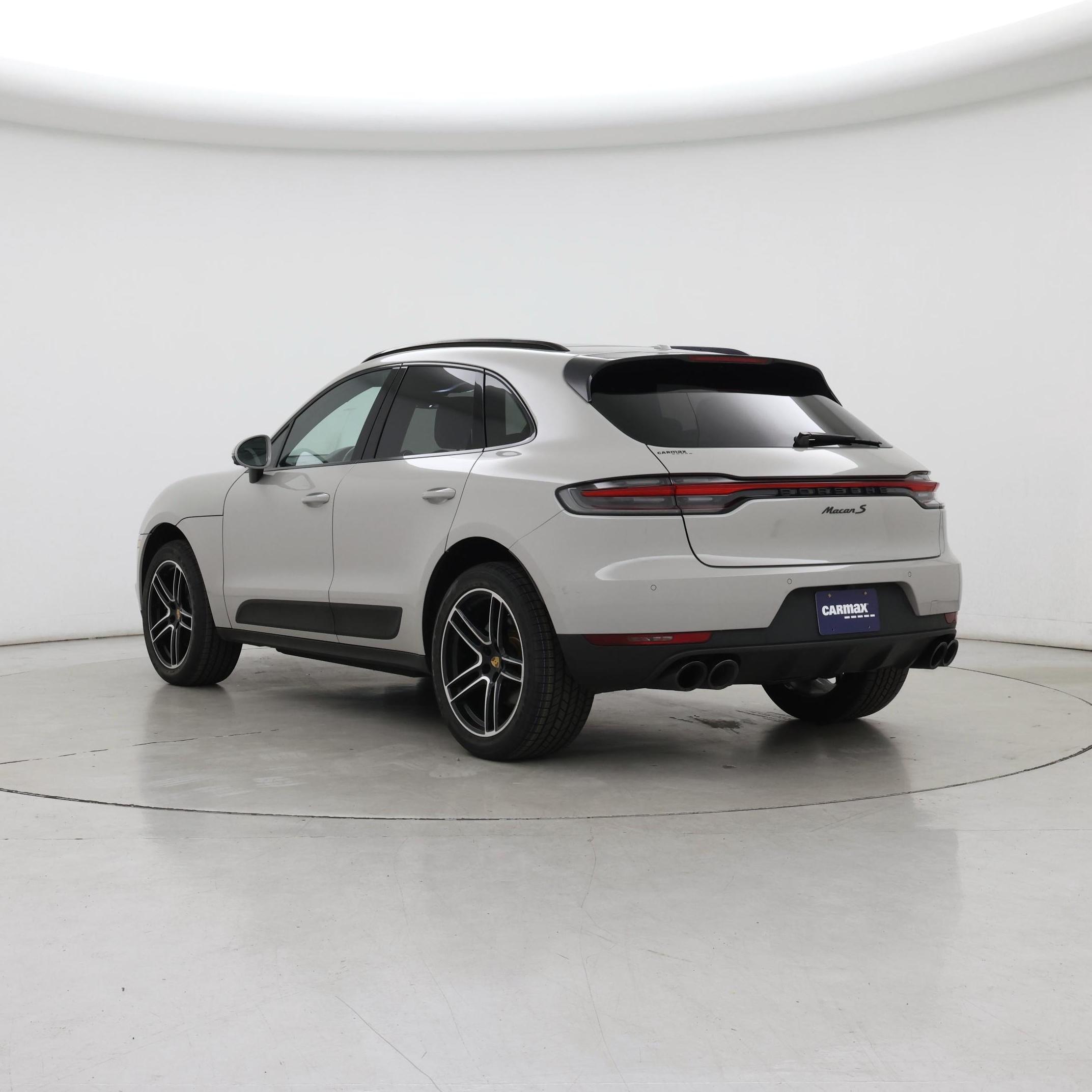 Thumbnail: 2021 Porsche Macan - 2