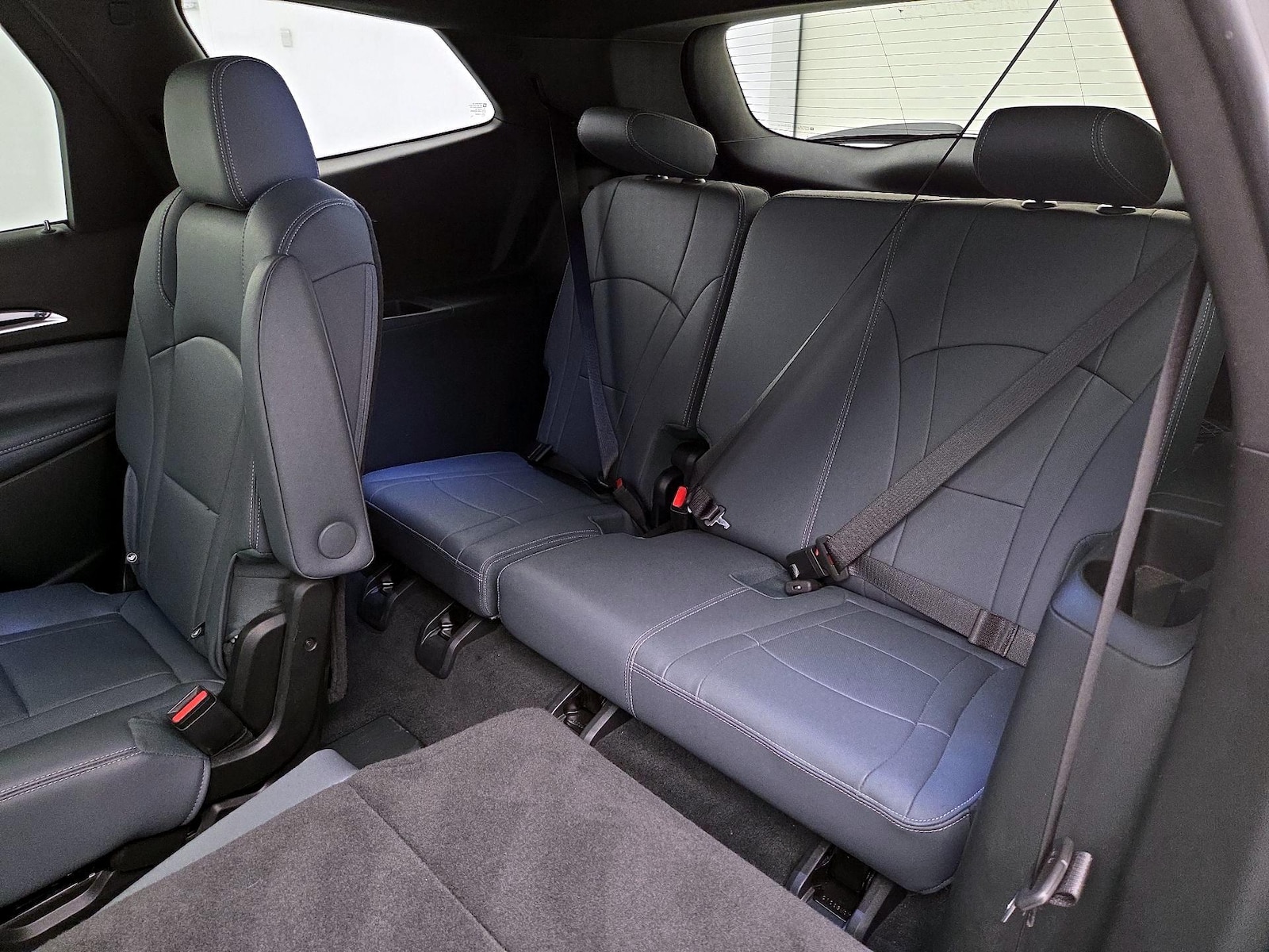 2023 Buick Enclave Essence - Photo 22