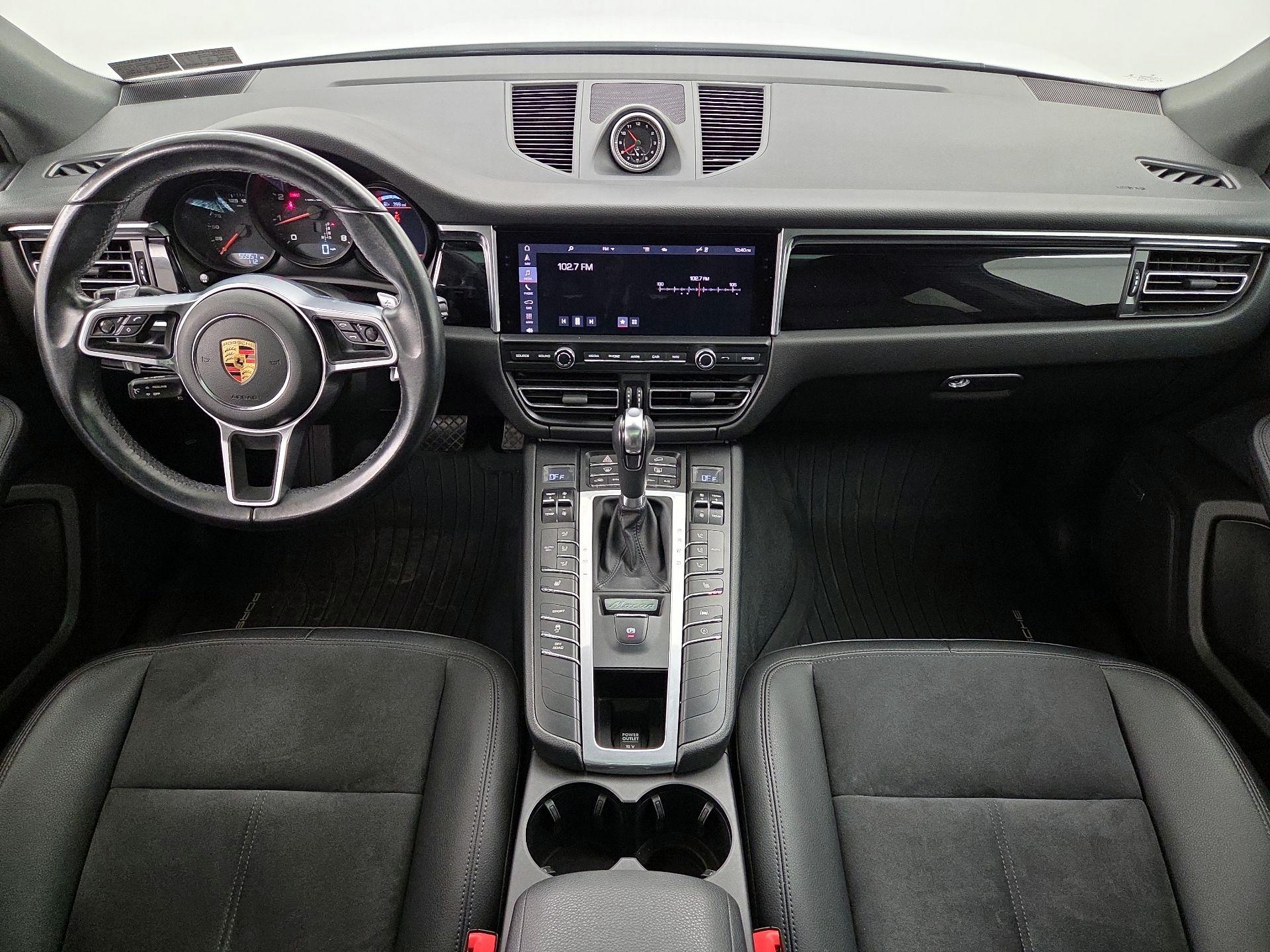 Thumbnail: 2021 Porsche Macan - 9