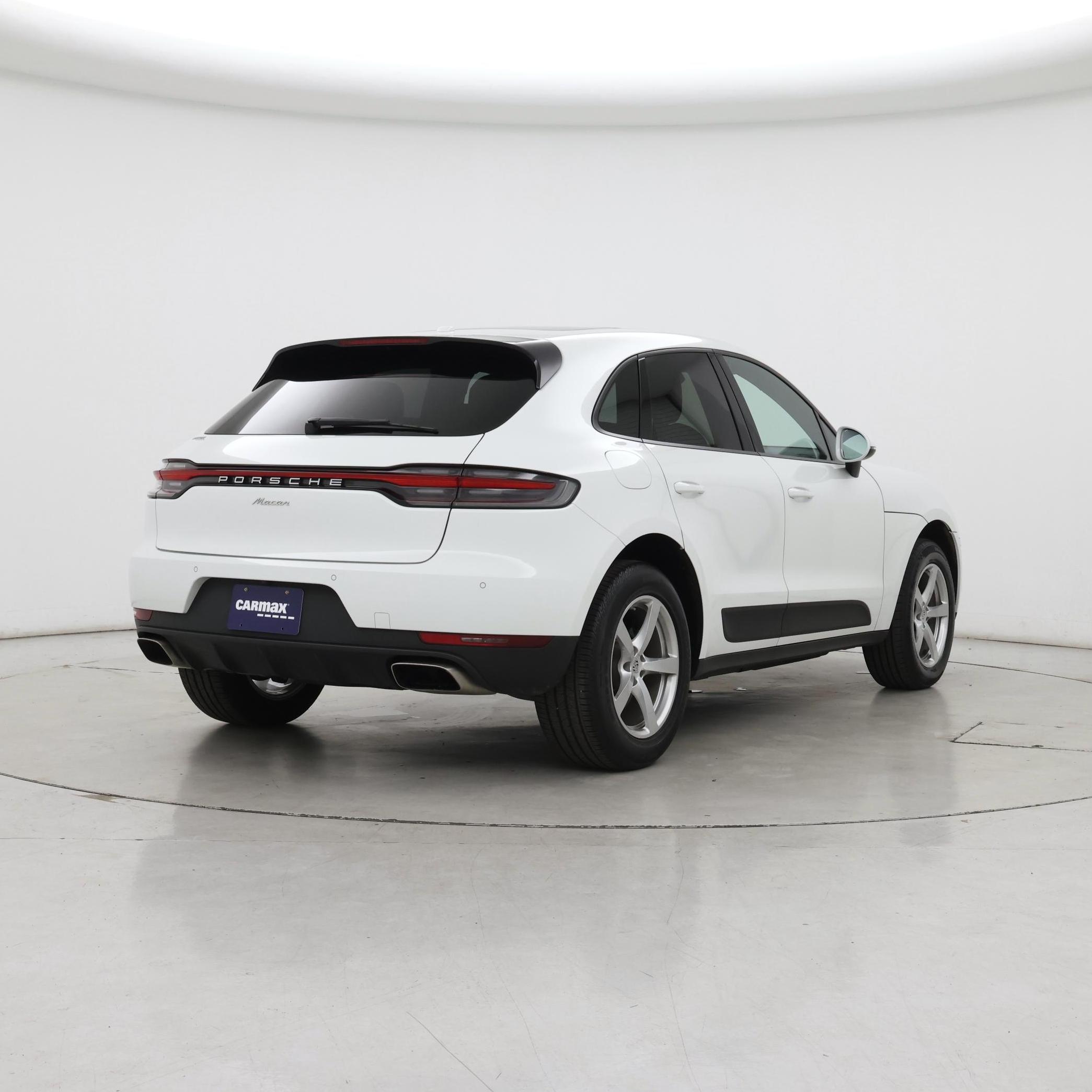 Thumbnail: 2021 Porsche Macan - 8