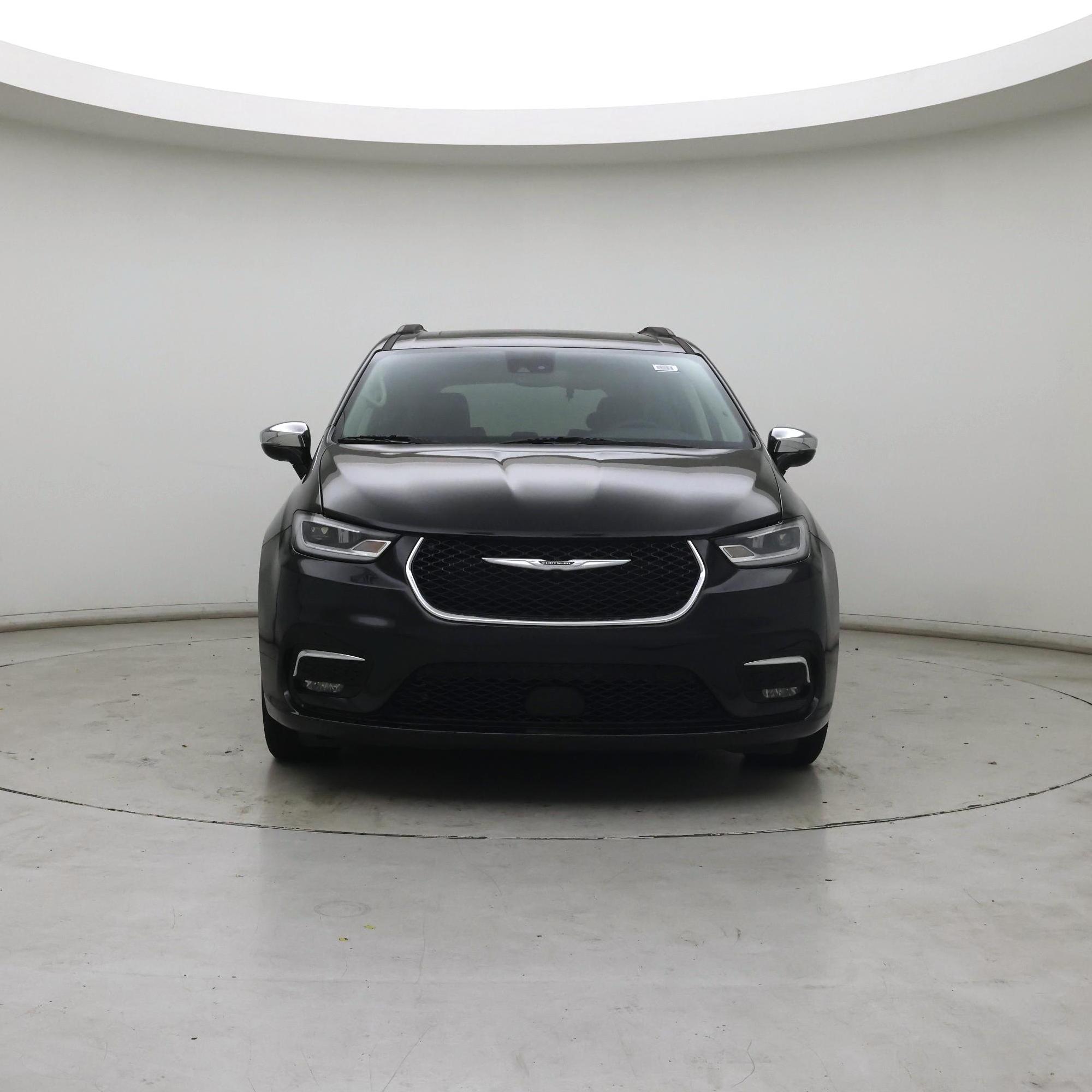 Thumbnail: 2023 Chrysler Pacifica - 5