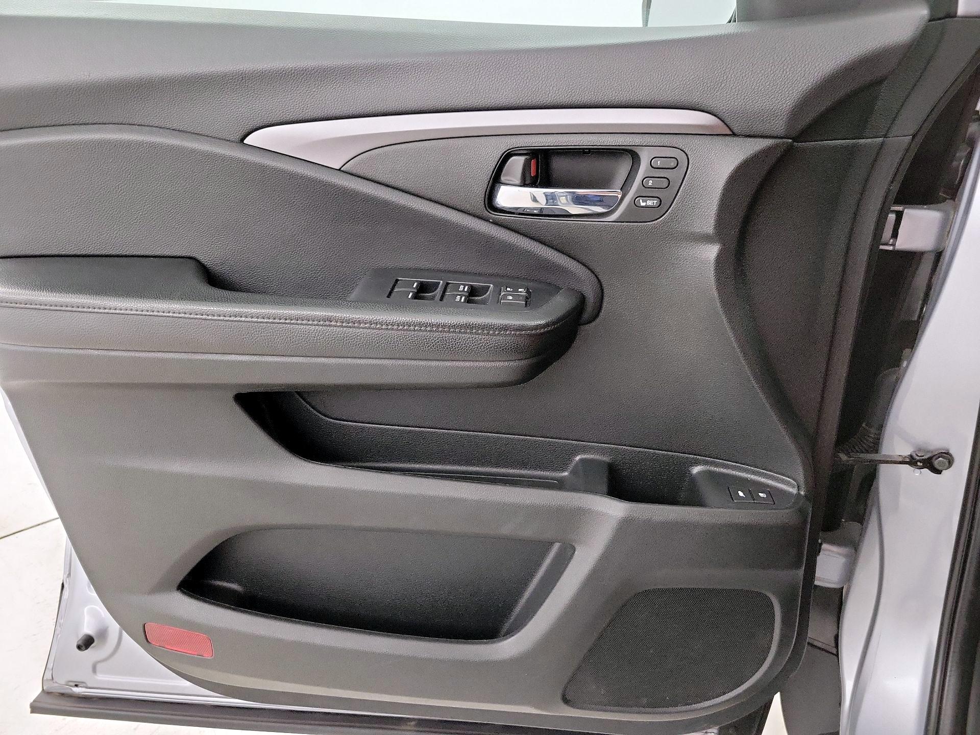 Thumbnail: 2021 Honda Passport - 12