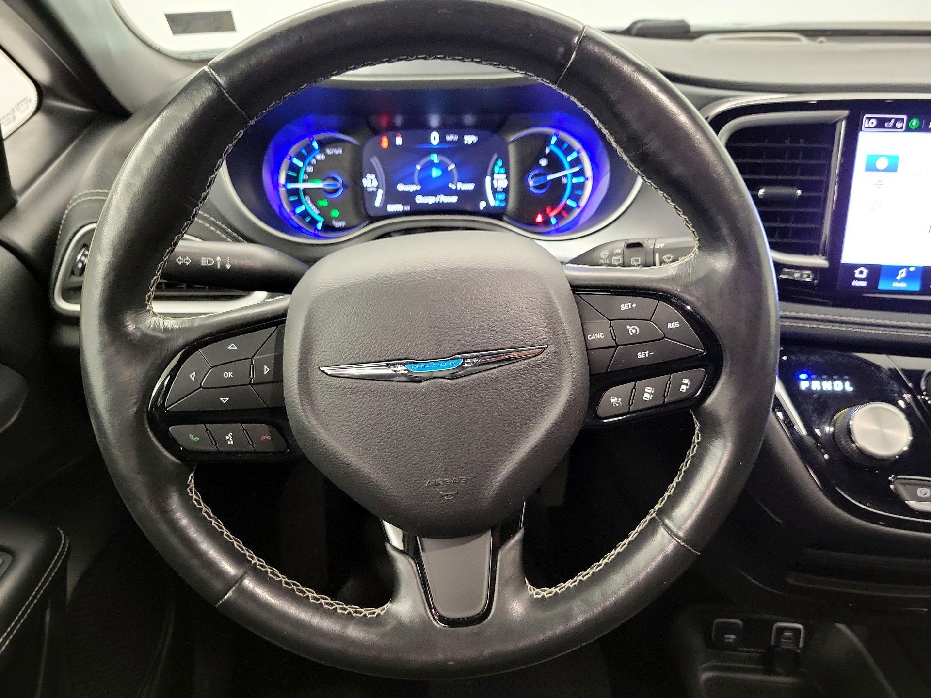 Thumbnail: 2021 Chrysler Pacifica - 10