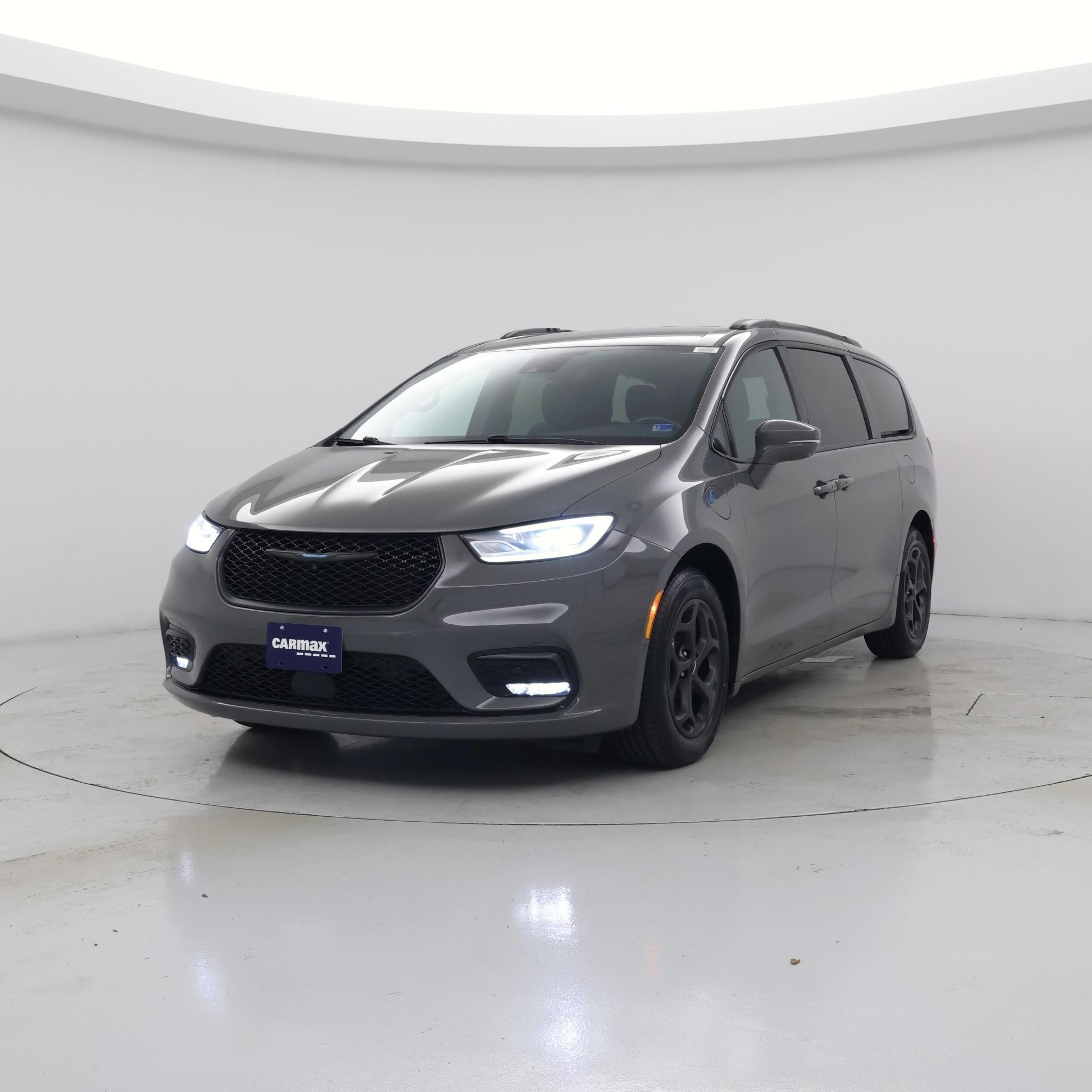 Thumbnail: 2021 Chrysler Pacifica - 4