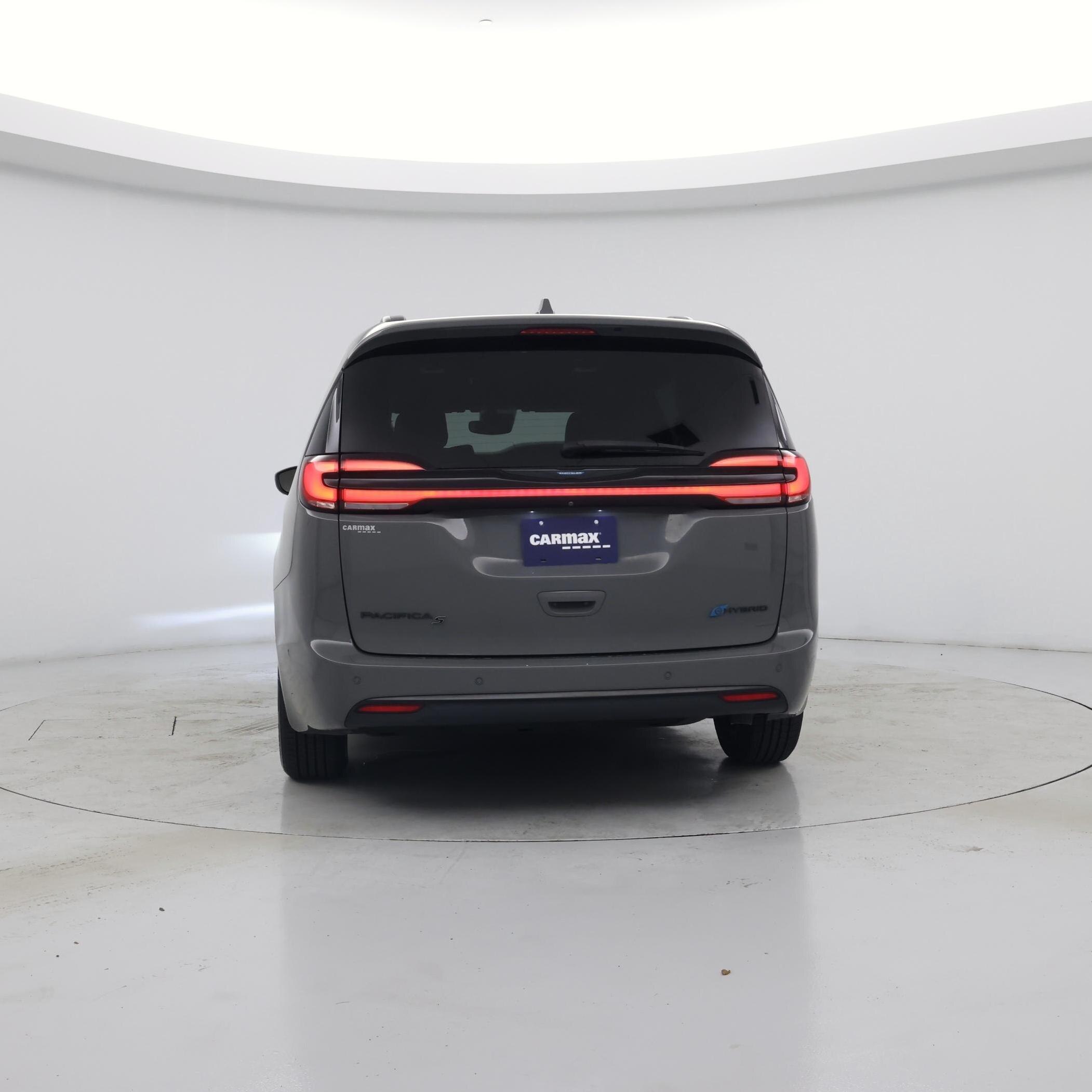Thumbnail: 2021 Chrysler Pacifica - 6