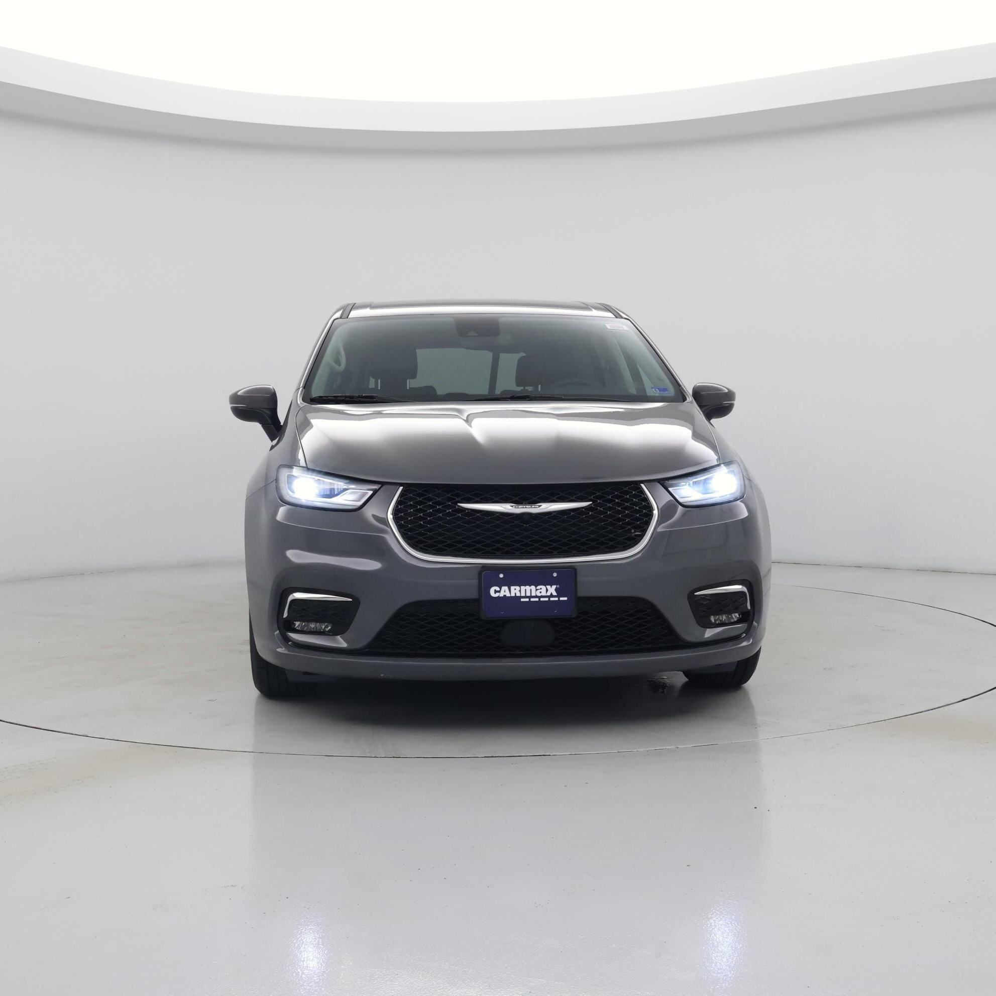 Thumbnail: 2023 Chrysler Pacifica - 5