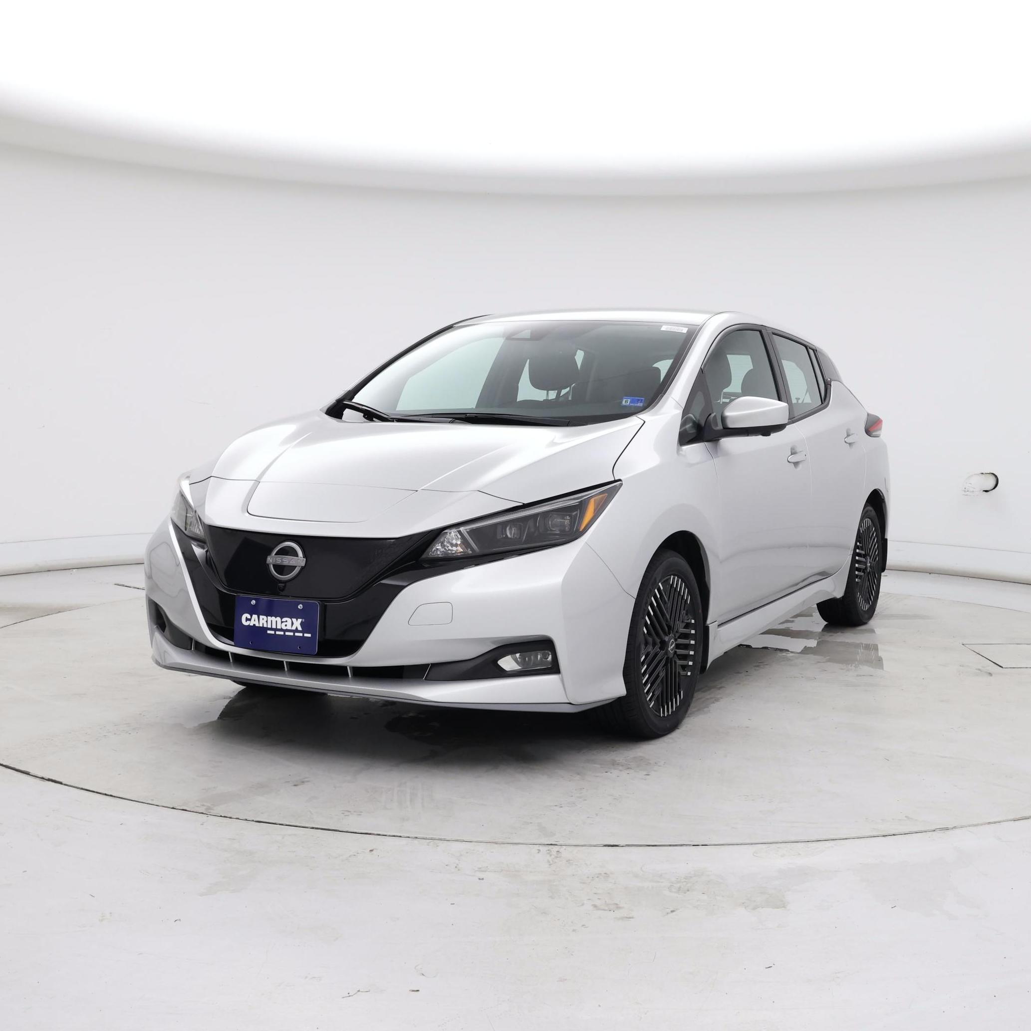 Thumbnail: 2023 Nissan Leaf - 4