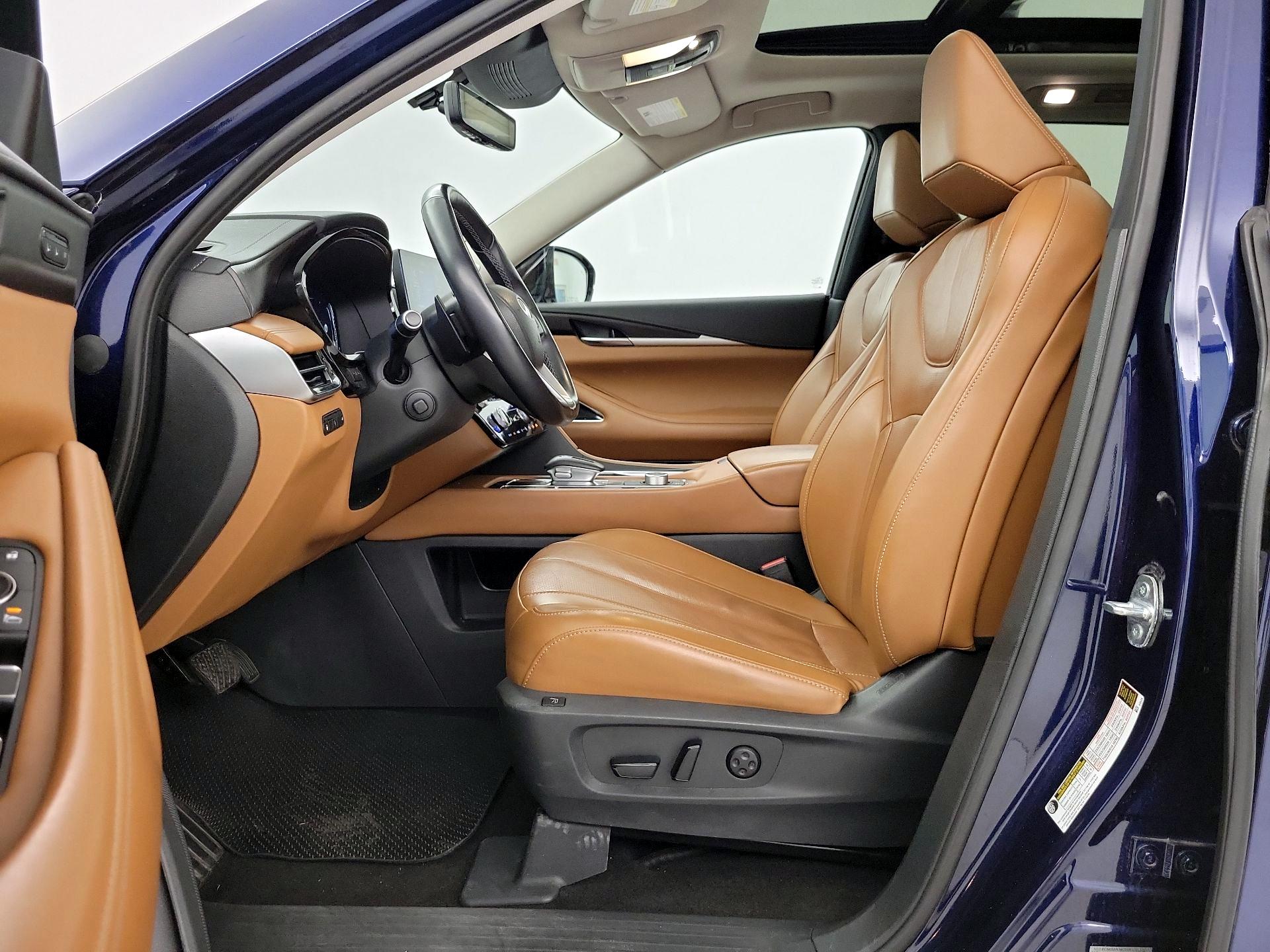 Thumbnail: 2023 INFINITI QX60 - 11
