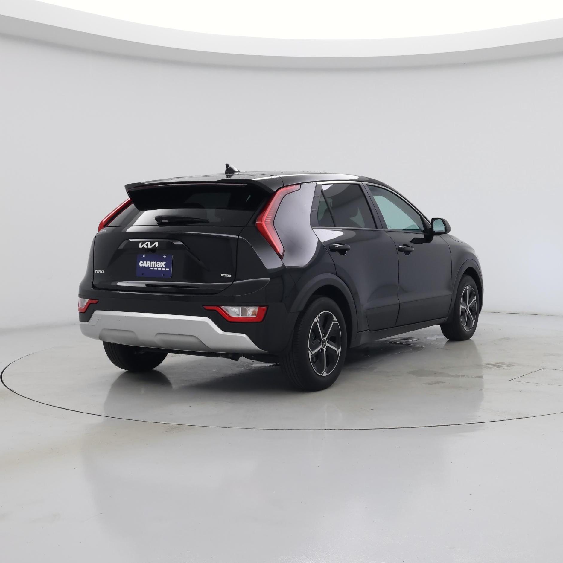 Thumbnail: 2025 Kia Niro - 8