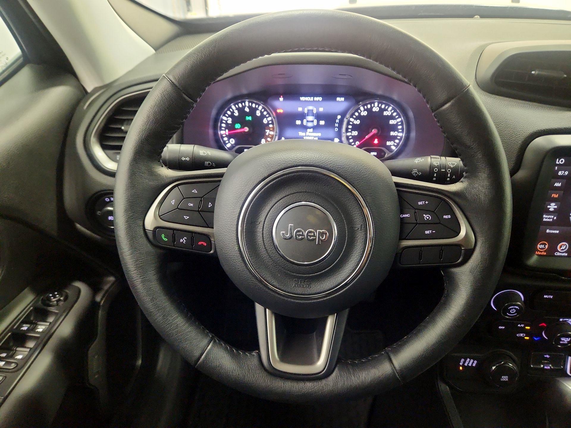 Thumbnail: 2022 Jeep Renegade - 10