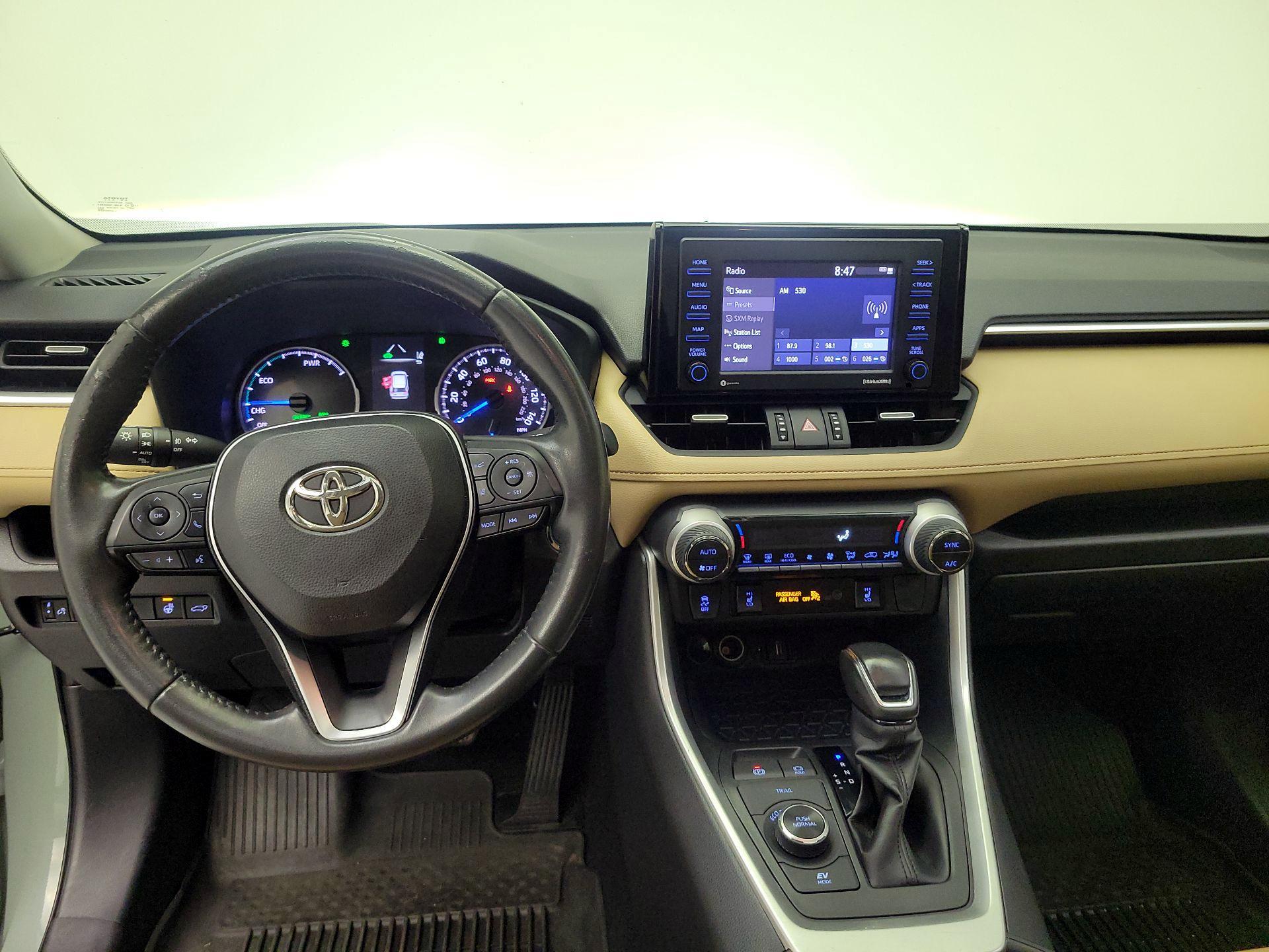 Thumbnail: 2021 Toyota RAV4 - 9