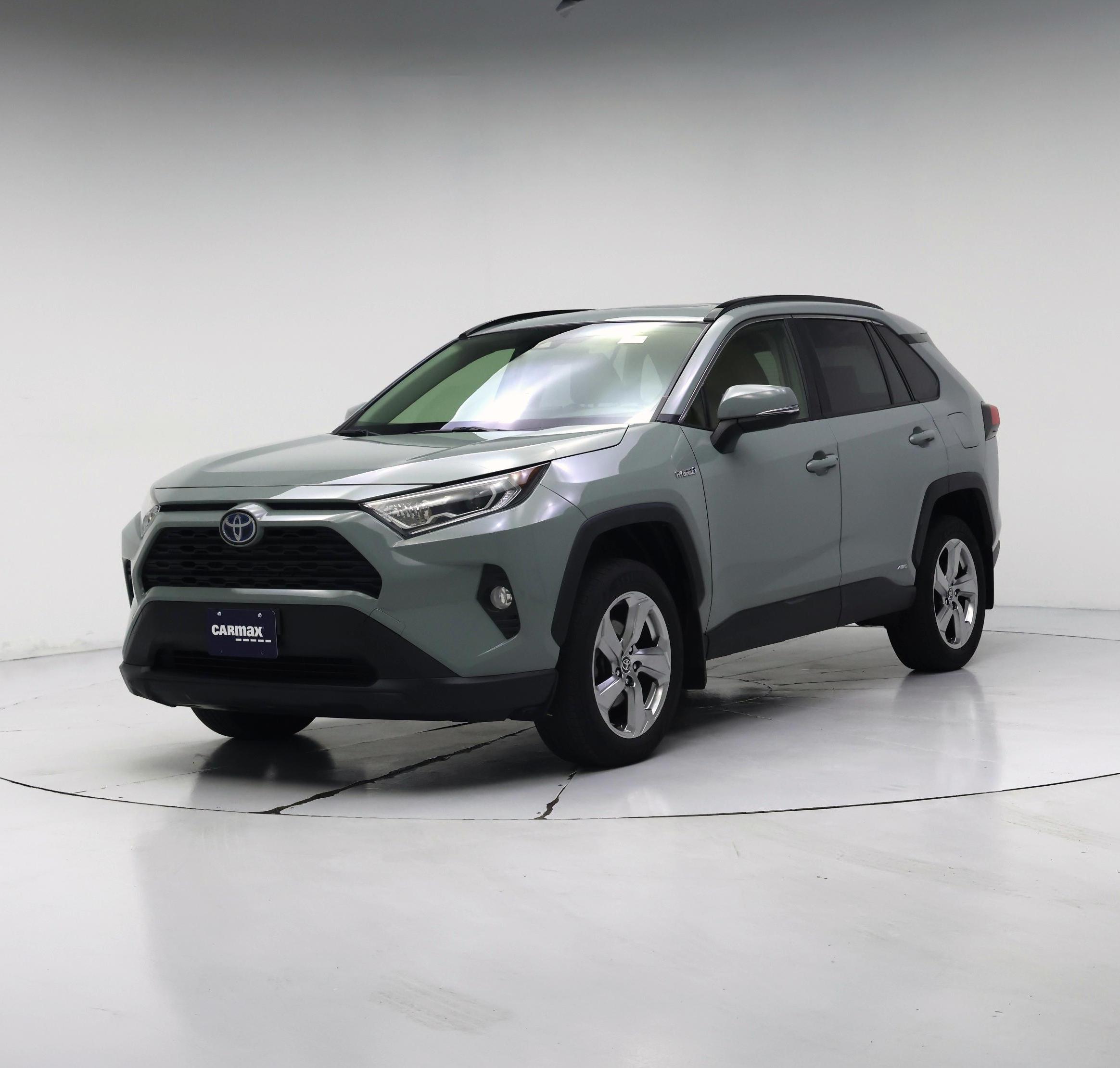Thumbnail: 2021 Toyota RAV4 - 4