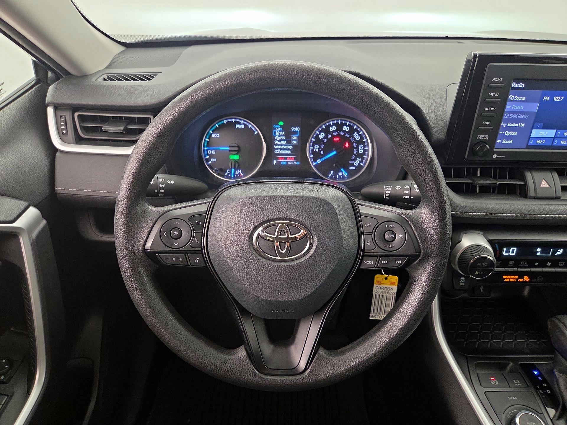 Thumbnail: 2021 Toyota RAV4 - 10