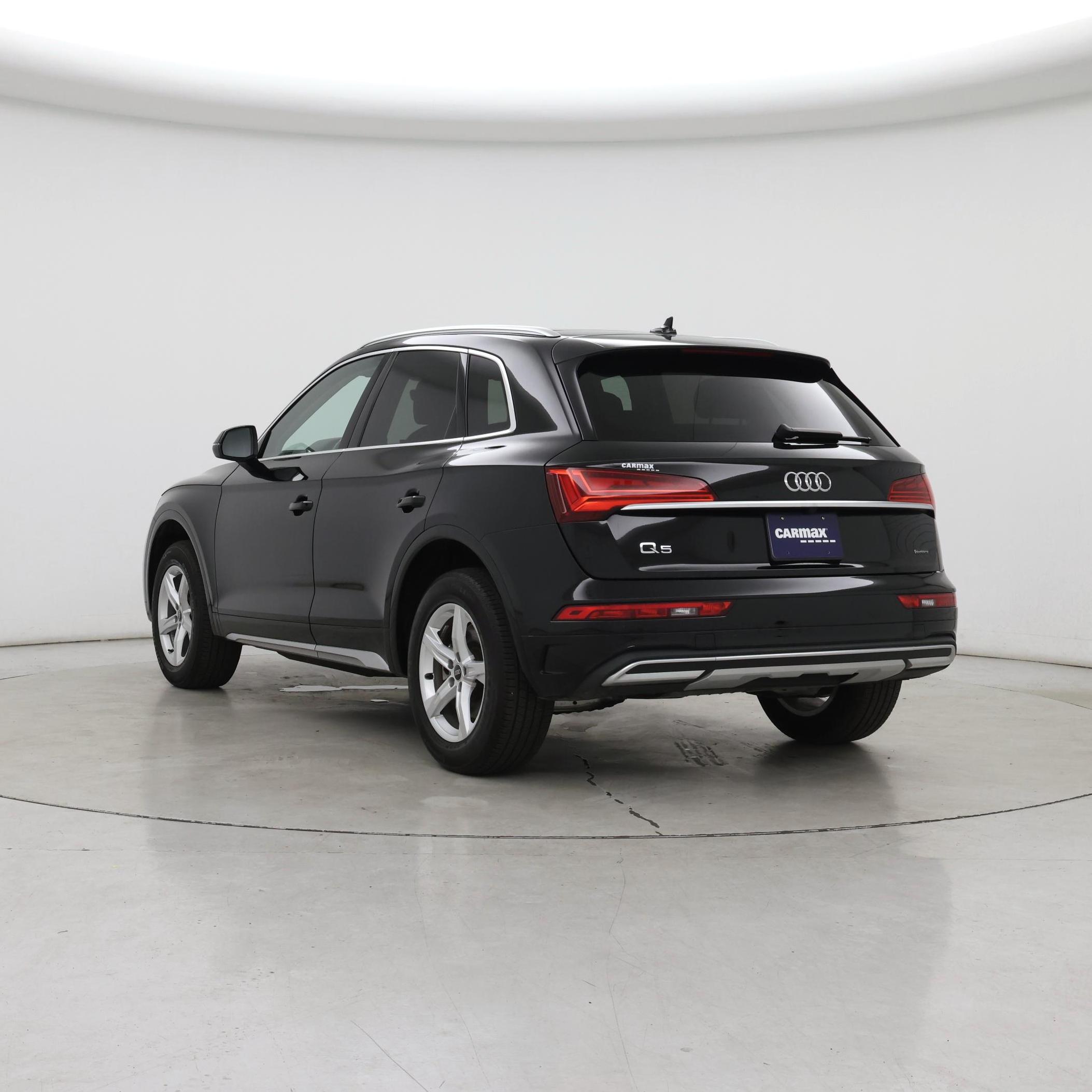 Thumbnail: 2023 Audi Q5 - 2