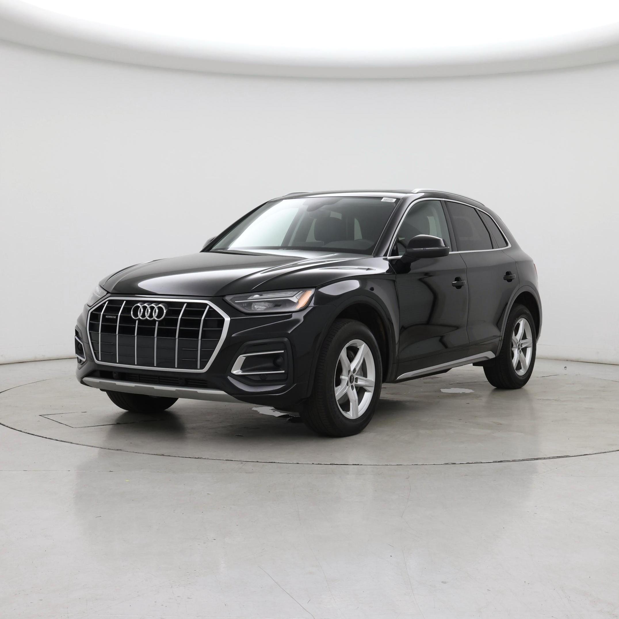 Thumbnail: 2023 Audi Q5 - 4
