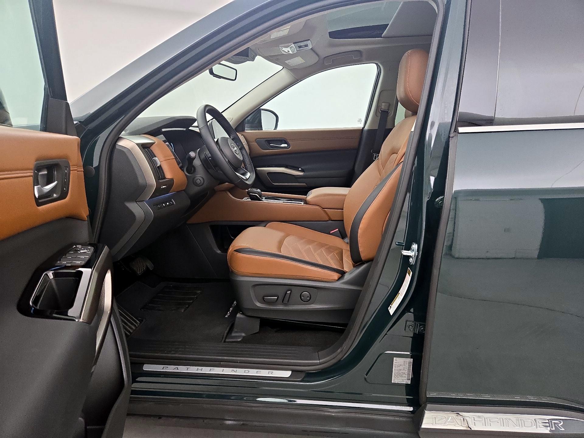 Thumbnail: 2025 Nissan Pathfinder - 11