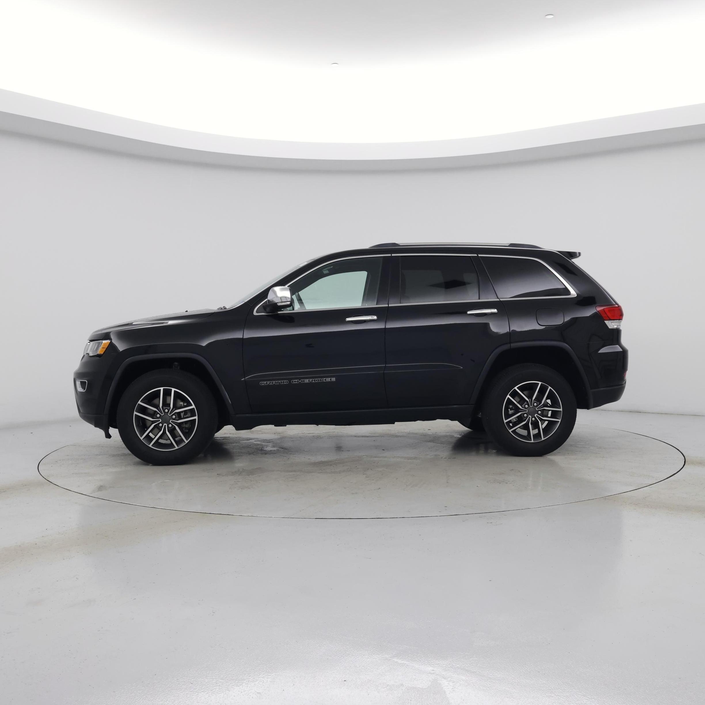 Thumbnail: 2021 Jeep Grand Cherokee - 3