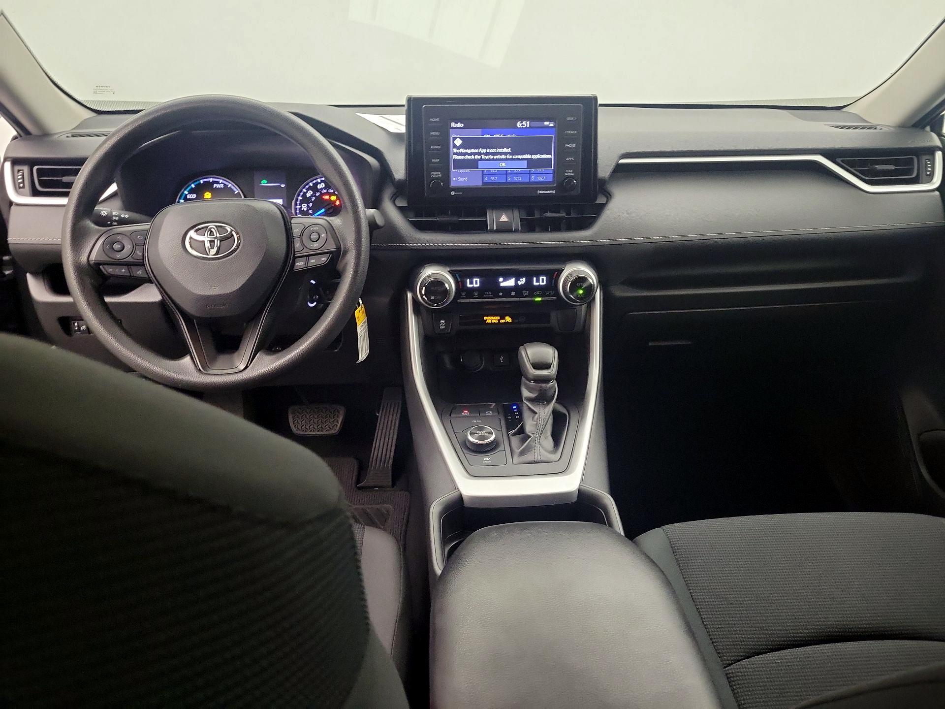 Thumbnail: 2021 Toyota RAV4 - 9