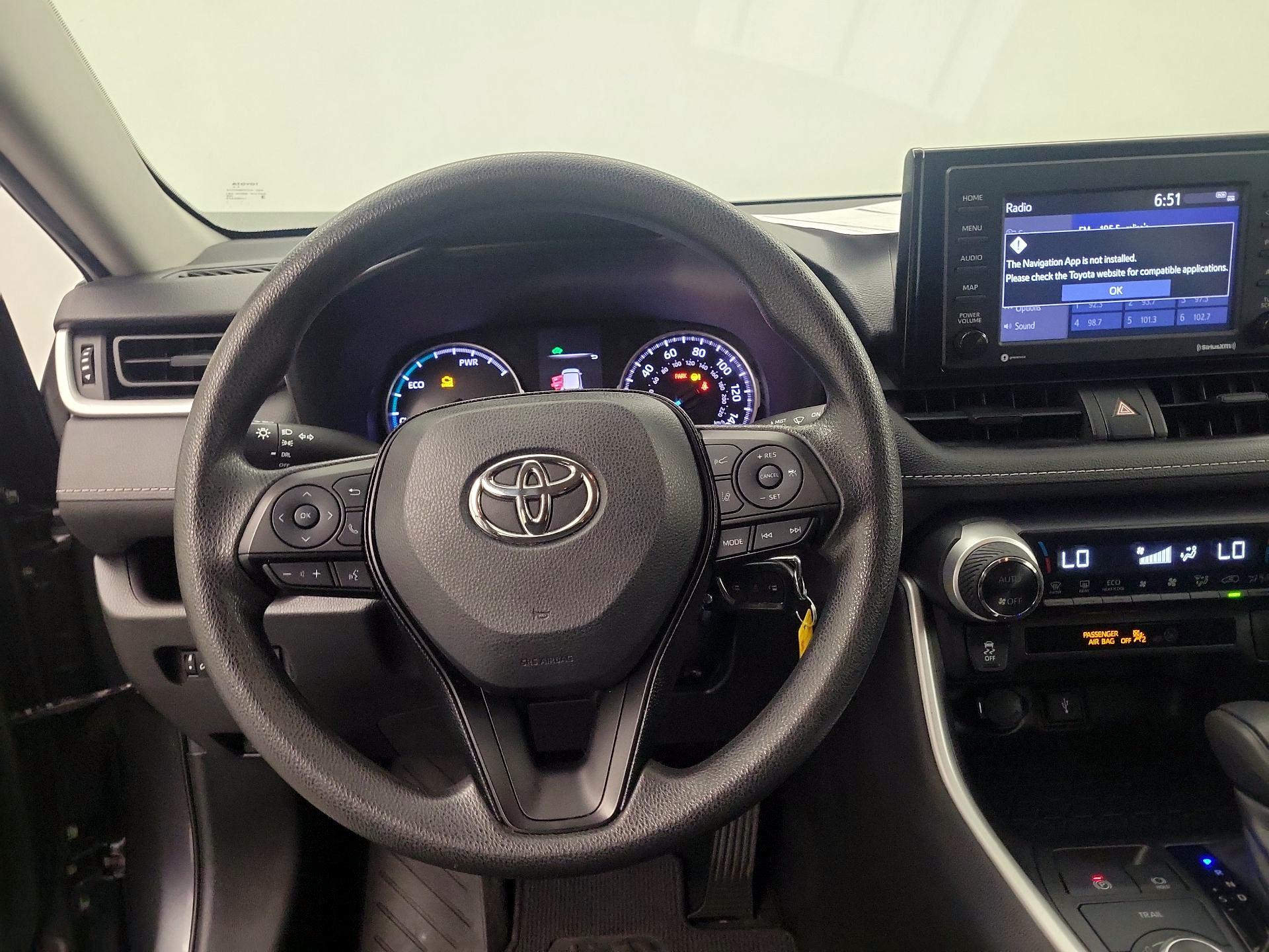 Thumbnail: 2021 Toyota RAV4 - 10