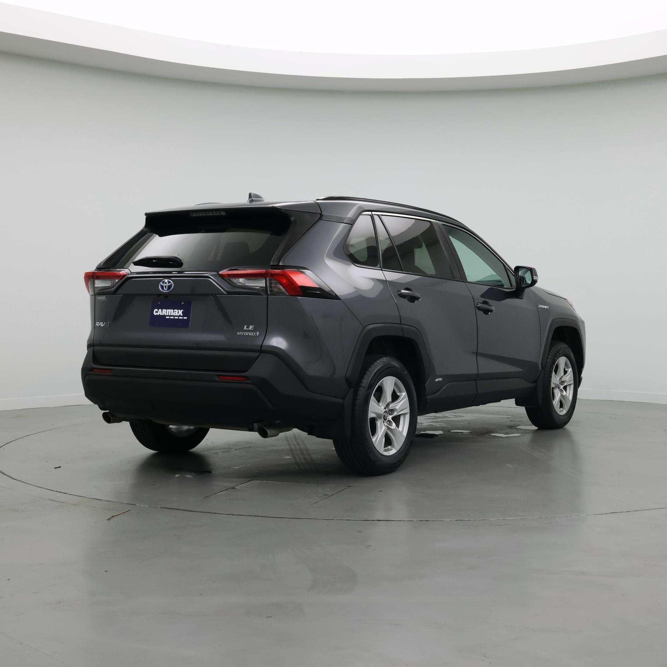 Thumbnail: 2021 Toyota RAV4 - 8