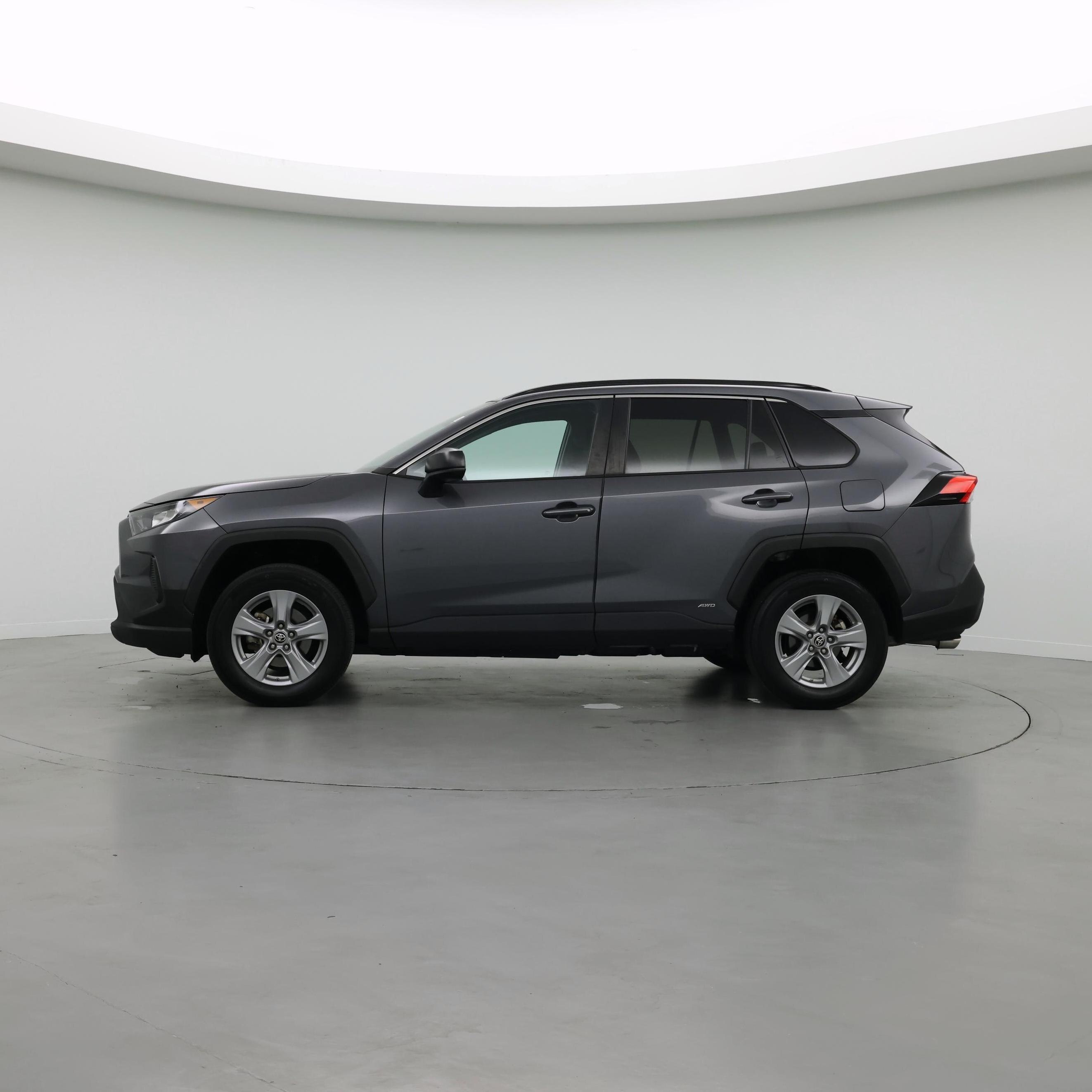 Thumbnail: 2022 Toyota RAV4 - 3