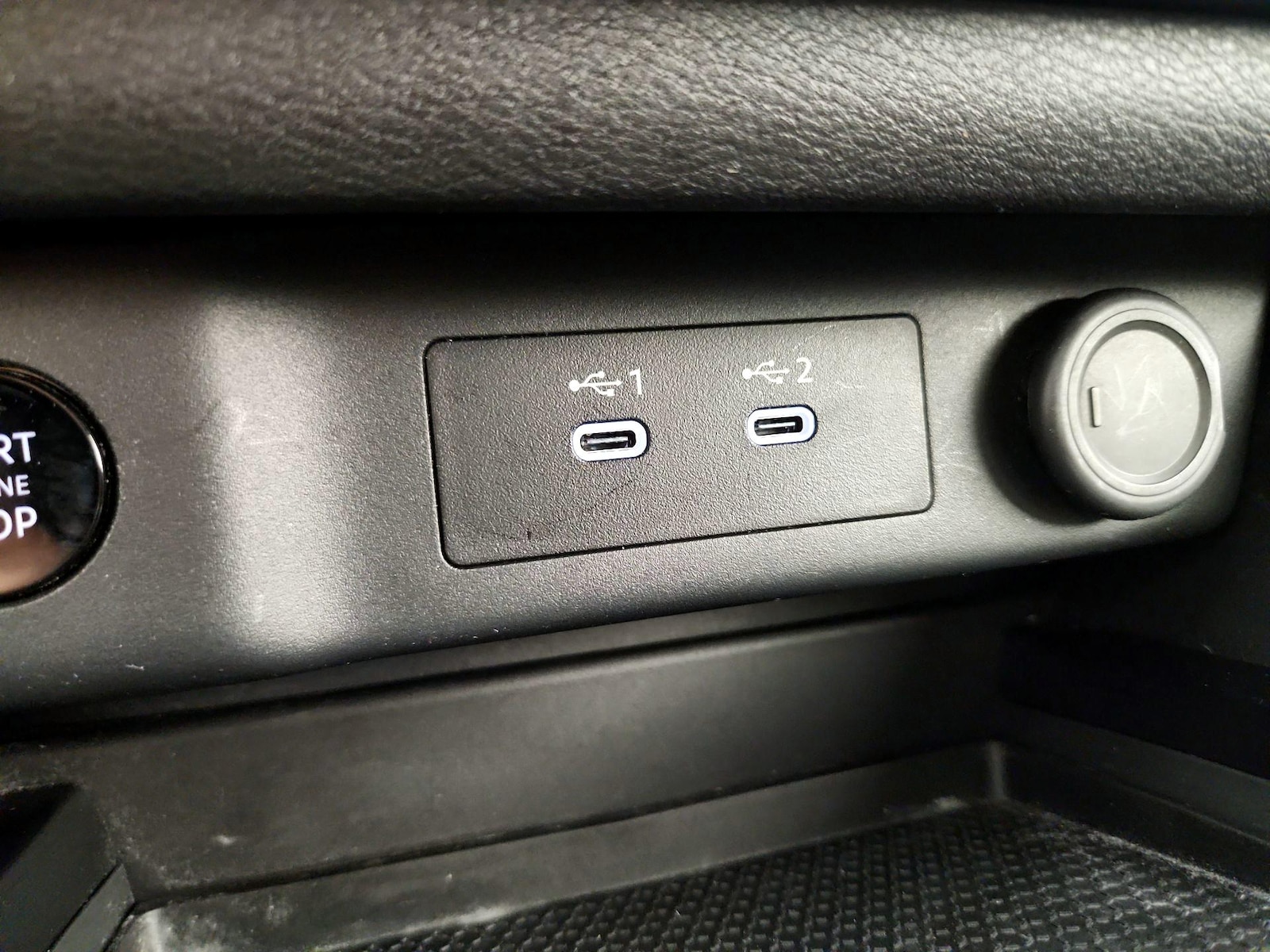 2025 Nissan Rogue SV - Photo 19