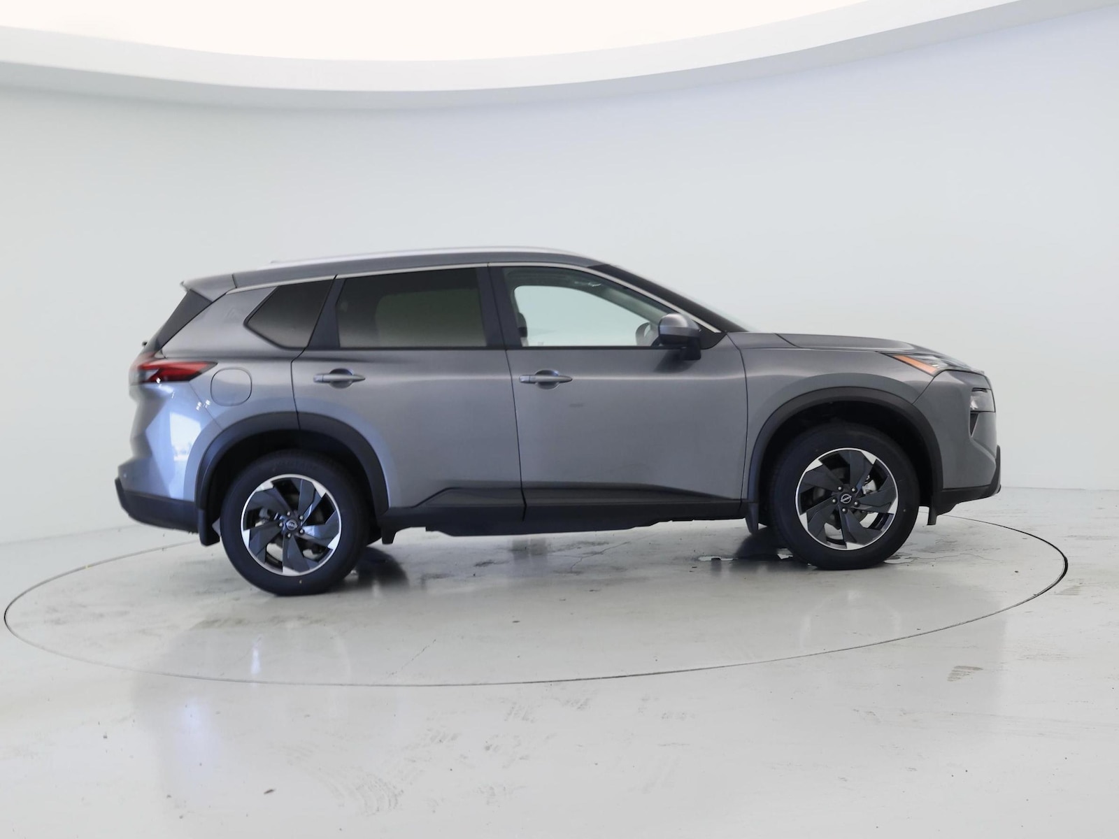 2025 Nissan Rogue SV - Photo 8