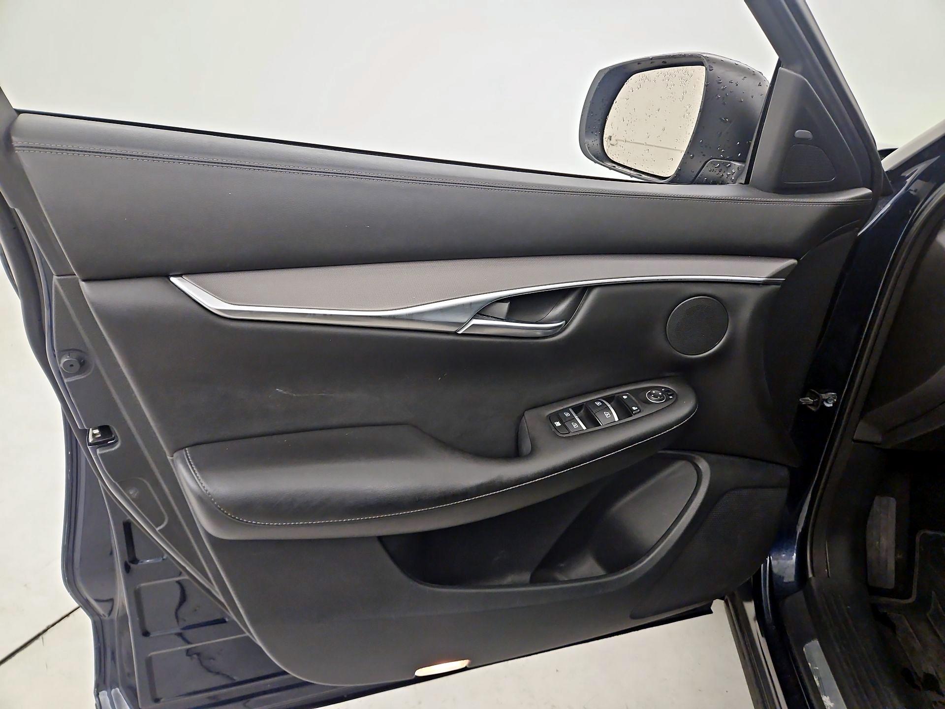Thumbnail: 2022 INFINITI QX50 - 12