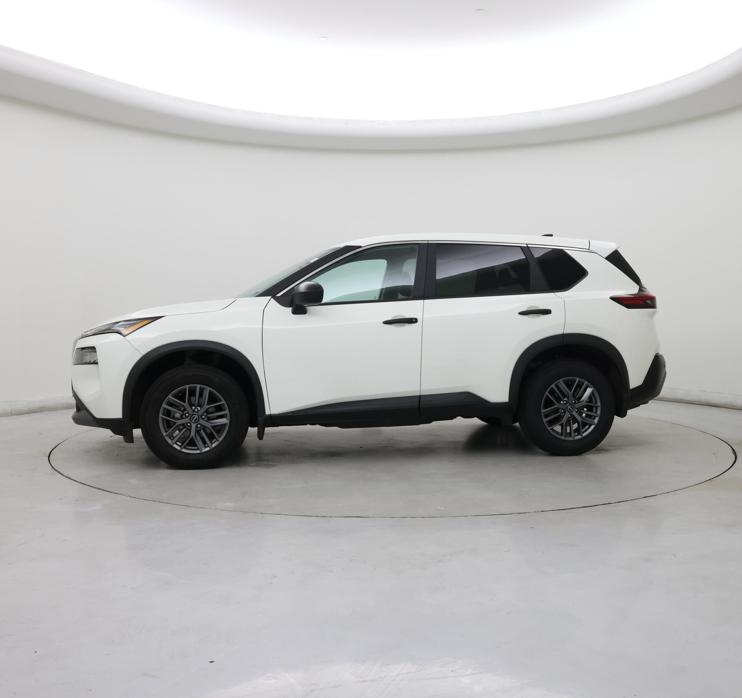 Thumbnail: 2023 Nissan Rogue - 3